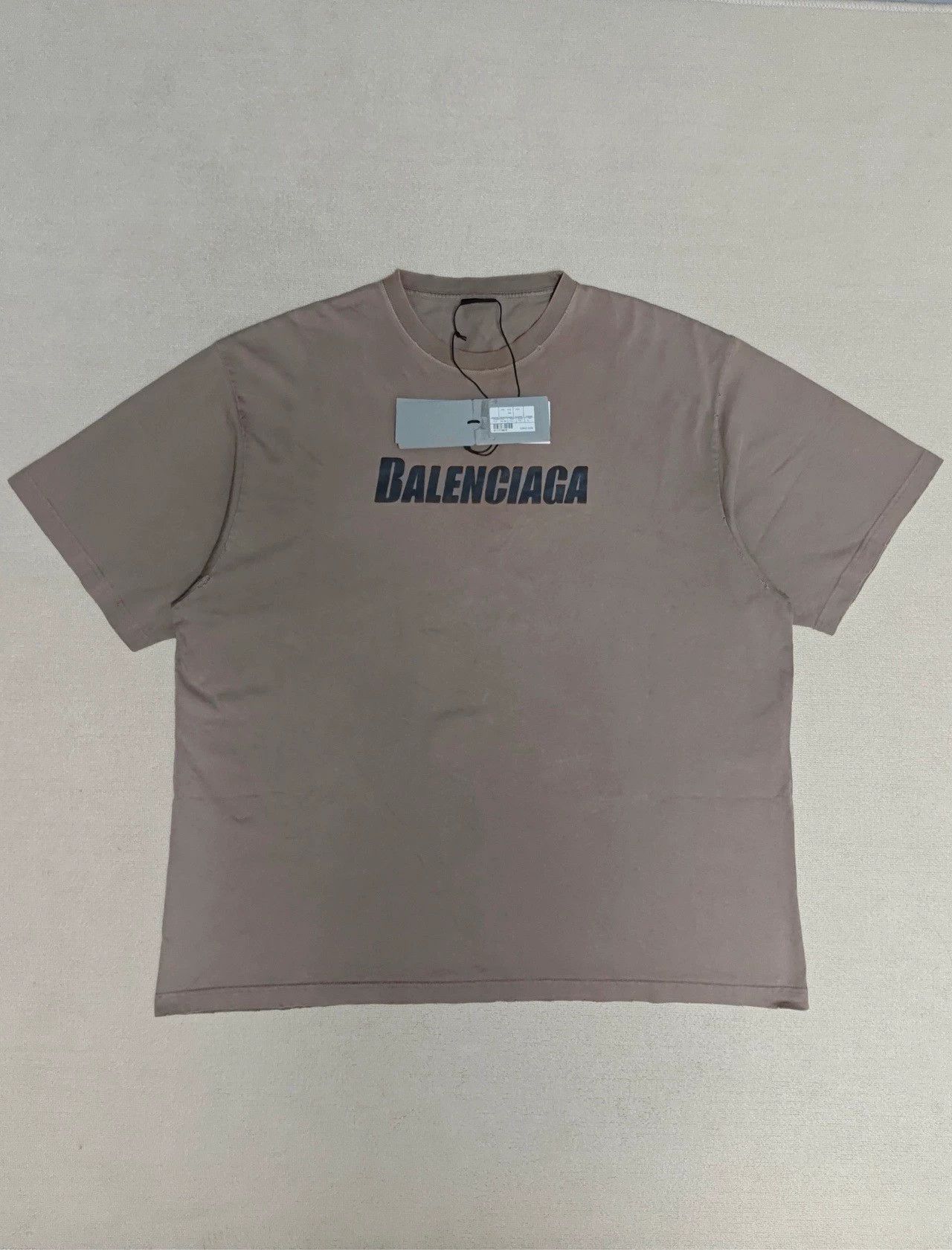 Balenciaga 23ss with broken letters and logo worn short sleeves