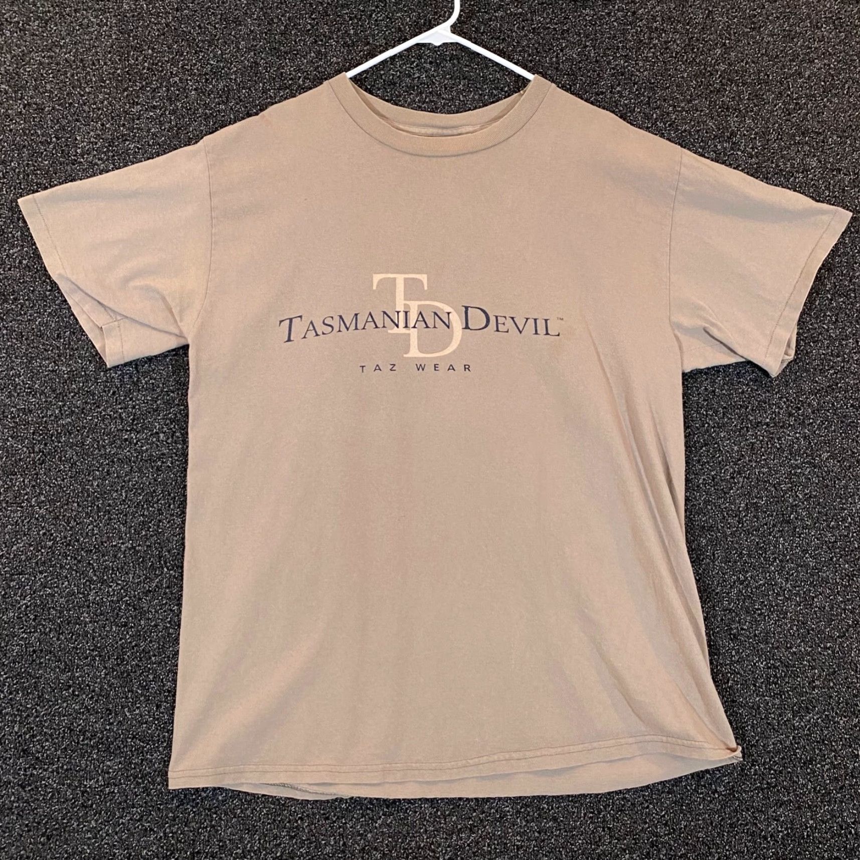 Changes VINTAGE Tasmanian Devil Shirt Men XL Brown Cartoon Taz Wear Tee Short Sleeve 90s Size US XL / EU 56 / 4 - 3 Thumbnail