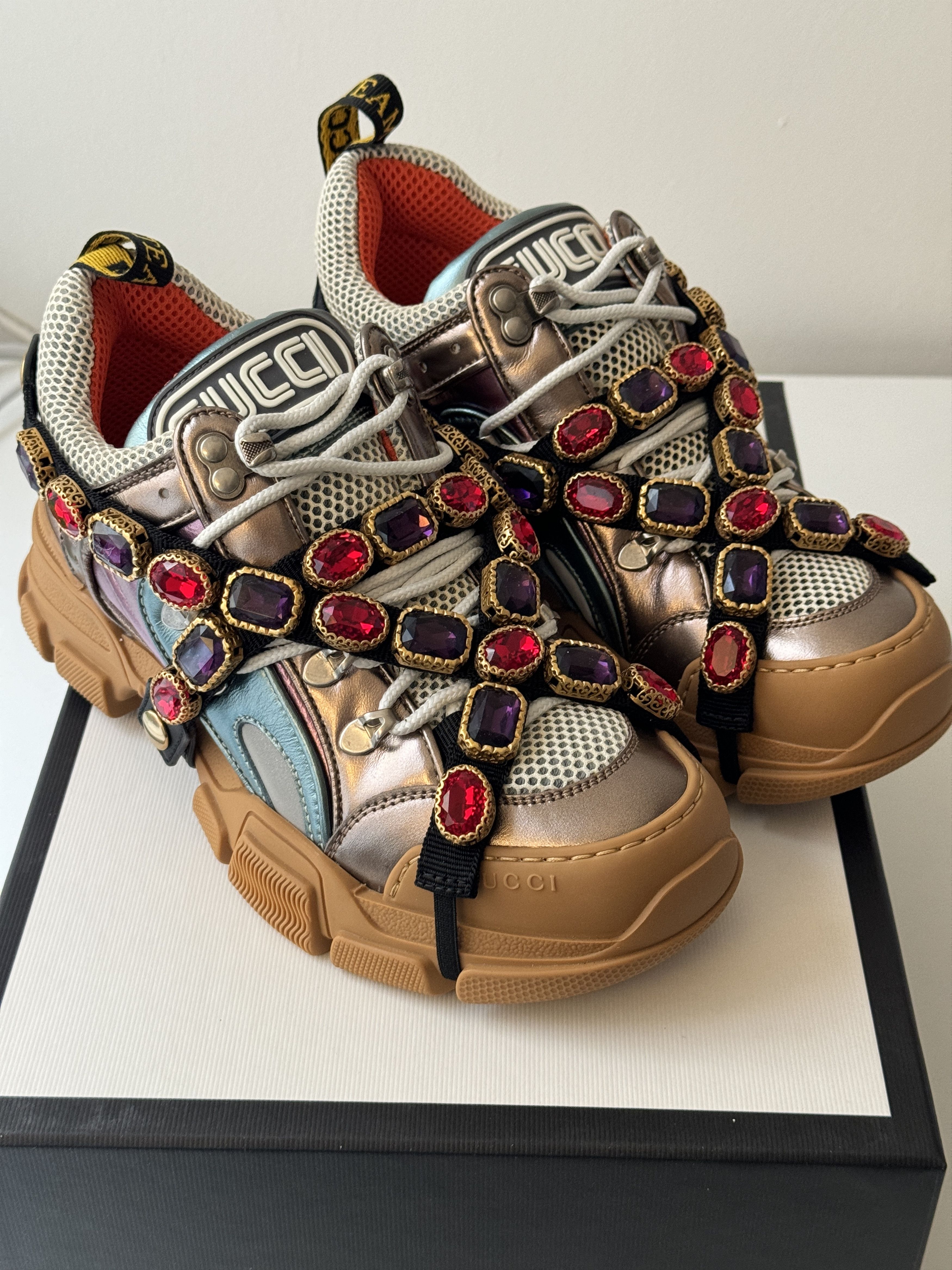 gucci sneakers jewel