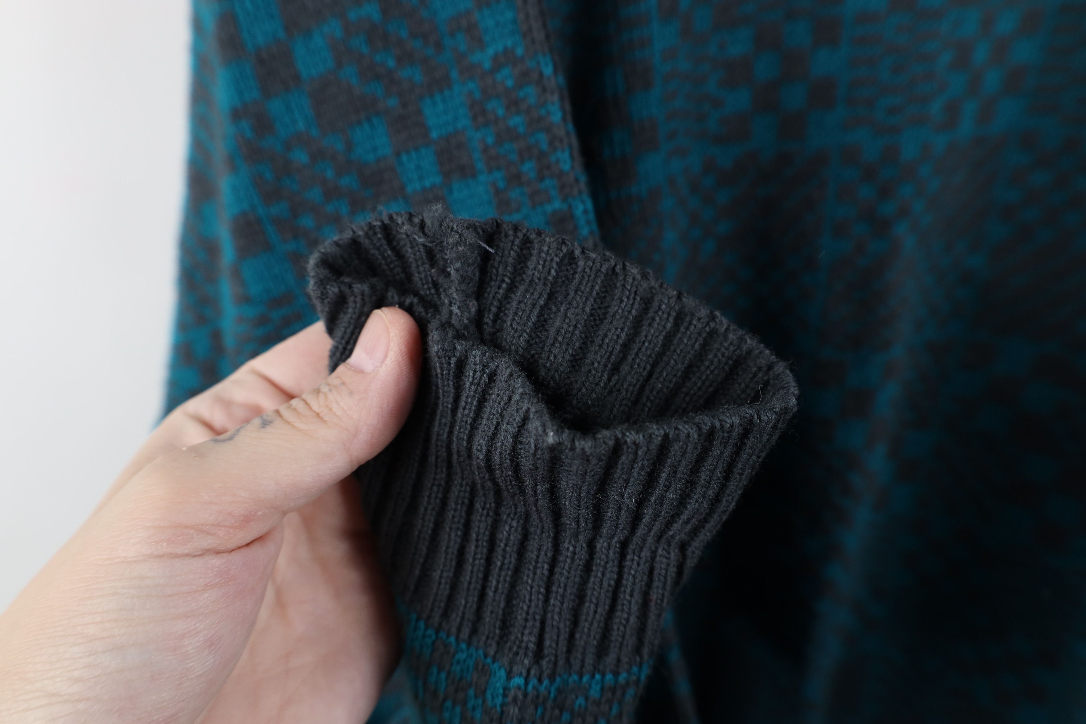 Vintage Vintage 90s Streetwear Checkered Knit Crewneck Sweater Size US L / EU 52-54 / 3 - 5 Thumbnail
