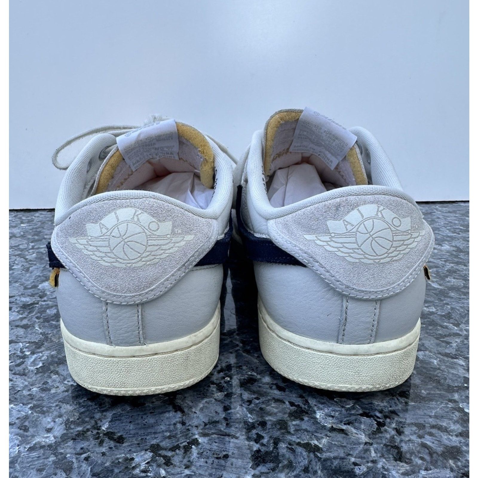 Nike Nike Union LA Air Jordan 1 AJKO Low Sail Muslin Leather US10 Size US 10 / EU 43 - 7 Thumbnail