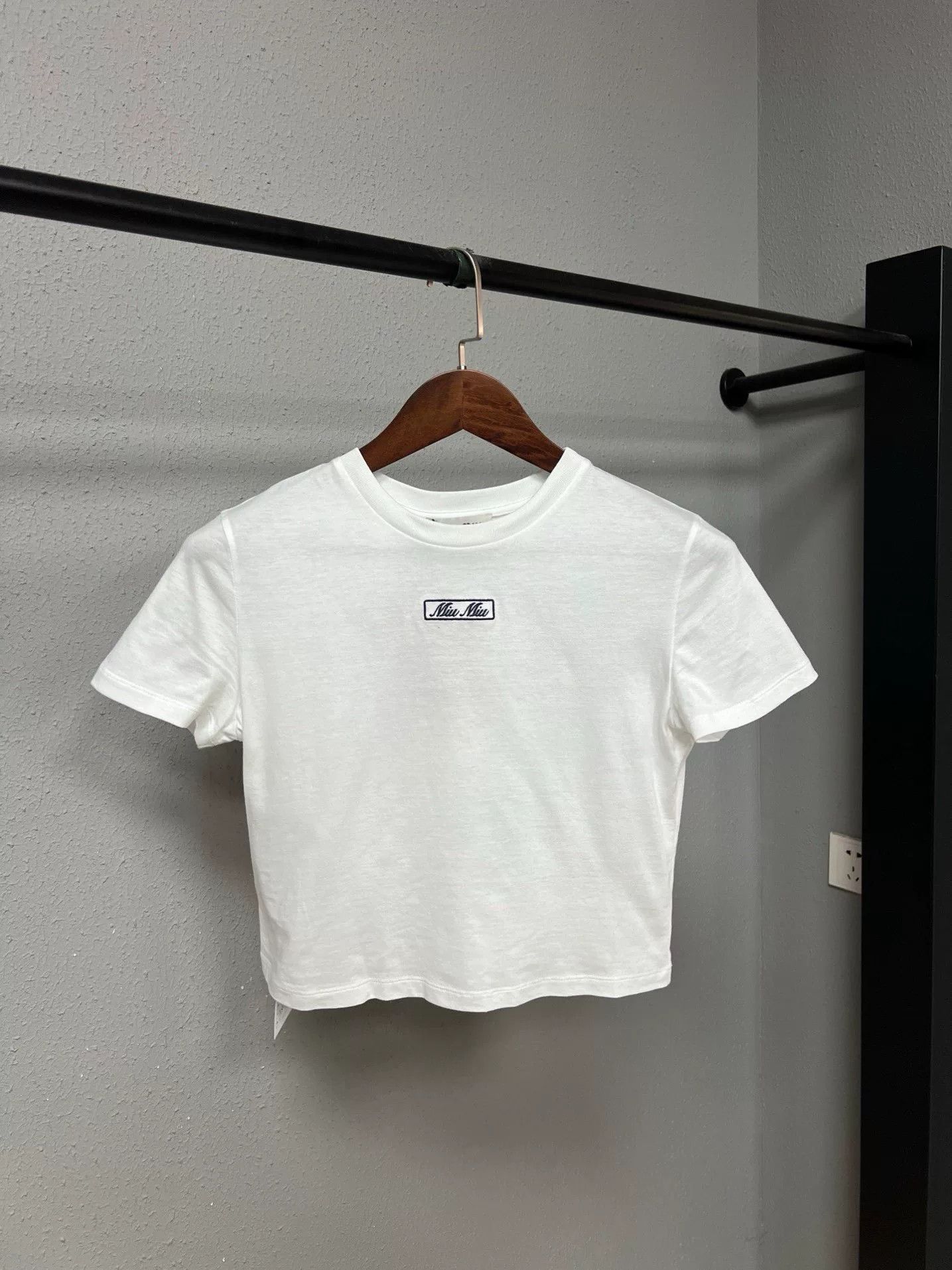 Miu Miu Miumiu Embroidered Logo Short-Sleeve Size XS / US 0-2 / IT 36-38 - 1 Thumbnail