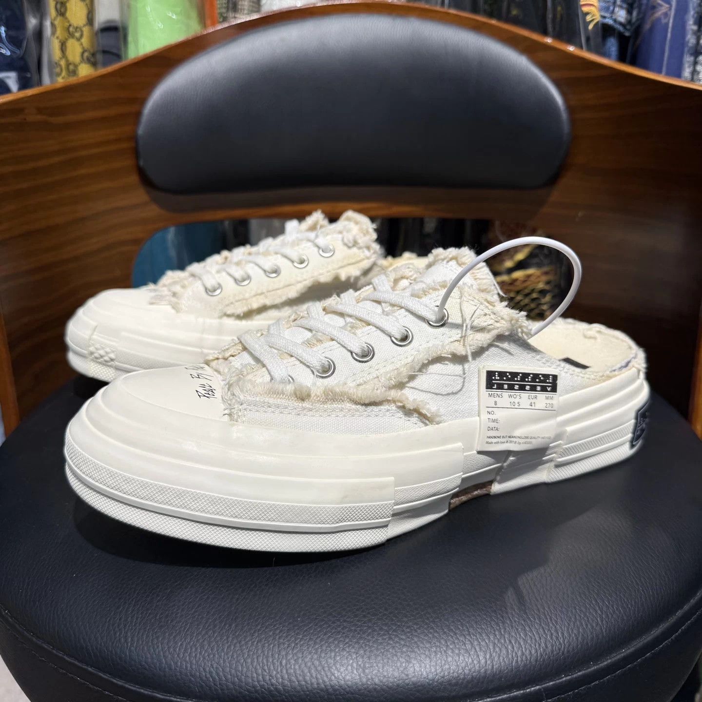 xVESSEL Xvessel off-white slides 41 like new excellent condition Size US 9 / EU 42 - 1 Thumbnail