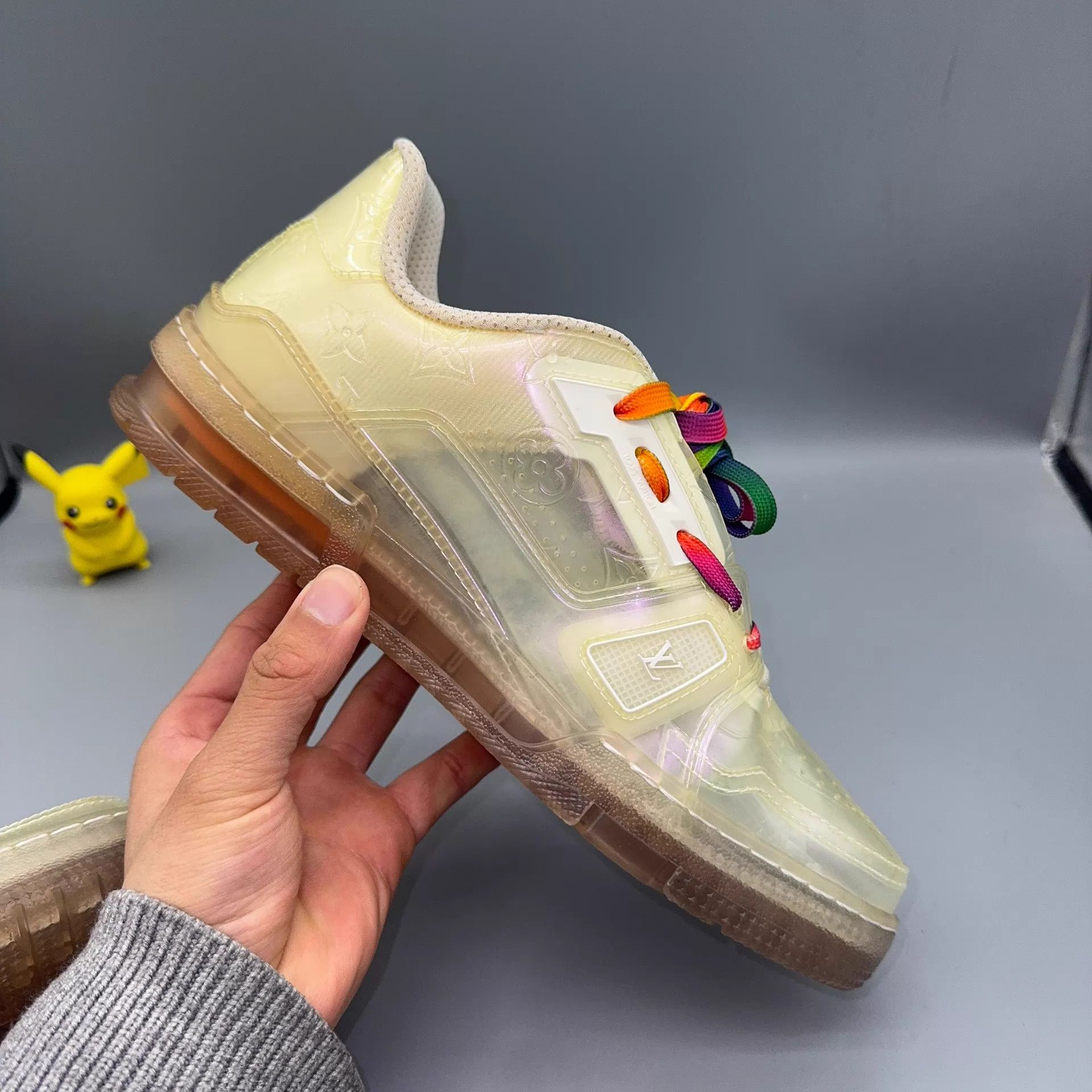 Louis Vuitton LOUIS VUITTON Trainer Transparent Logo White Size US 7.5 / EU 40-41 - 7 Thumbnail