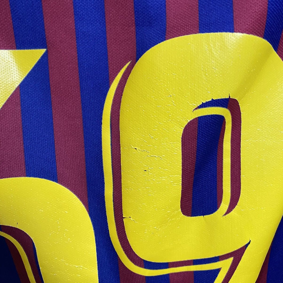 Nike Mens Nike FC Barcelona Origi 69 Player 2018 soccer jersey Size US S / EU 44-46 / 1 - 12 Thumbnail