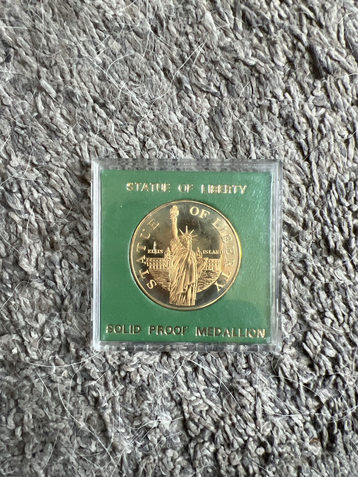 Hypebeast Statue Of Liberty Solid Proof Medallion Size ONE SIZE - 1 Thumbnail