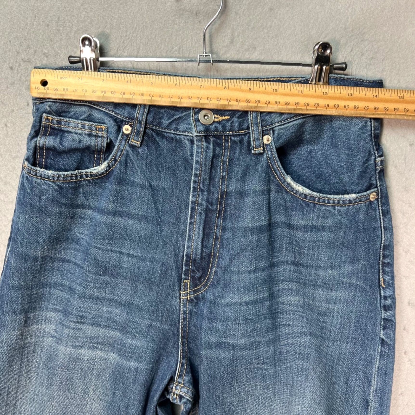 Zara Zara Womens Jeans Buckle Back High-Waisted Straight-Leg Blue Denim 4 Adult Womens 28 in Zip 5-Pocket USA 90s Vintage N/A Size 27" / US 4 / IT 40 - 4 Thumbnail
