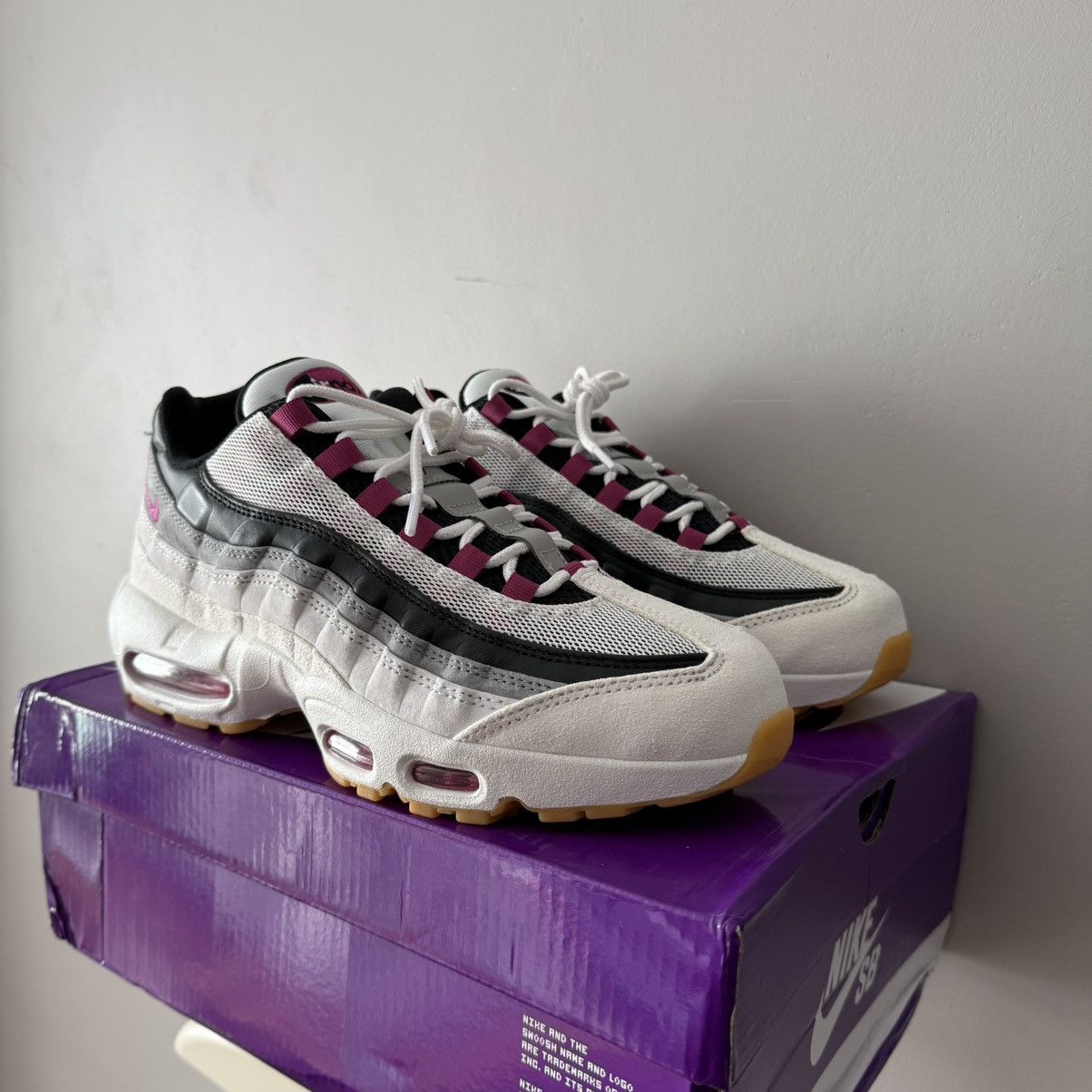 Nike Nike Air Max 95 Sb “Cactus Flower” Size US 9.5 / EU 42-43 - 19 Thumbnail