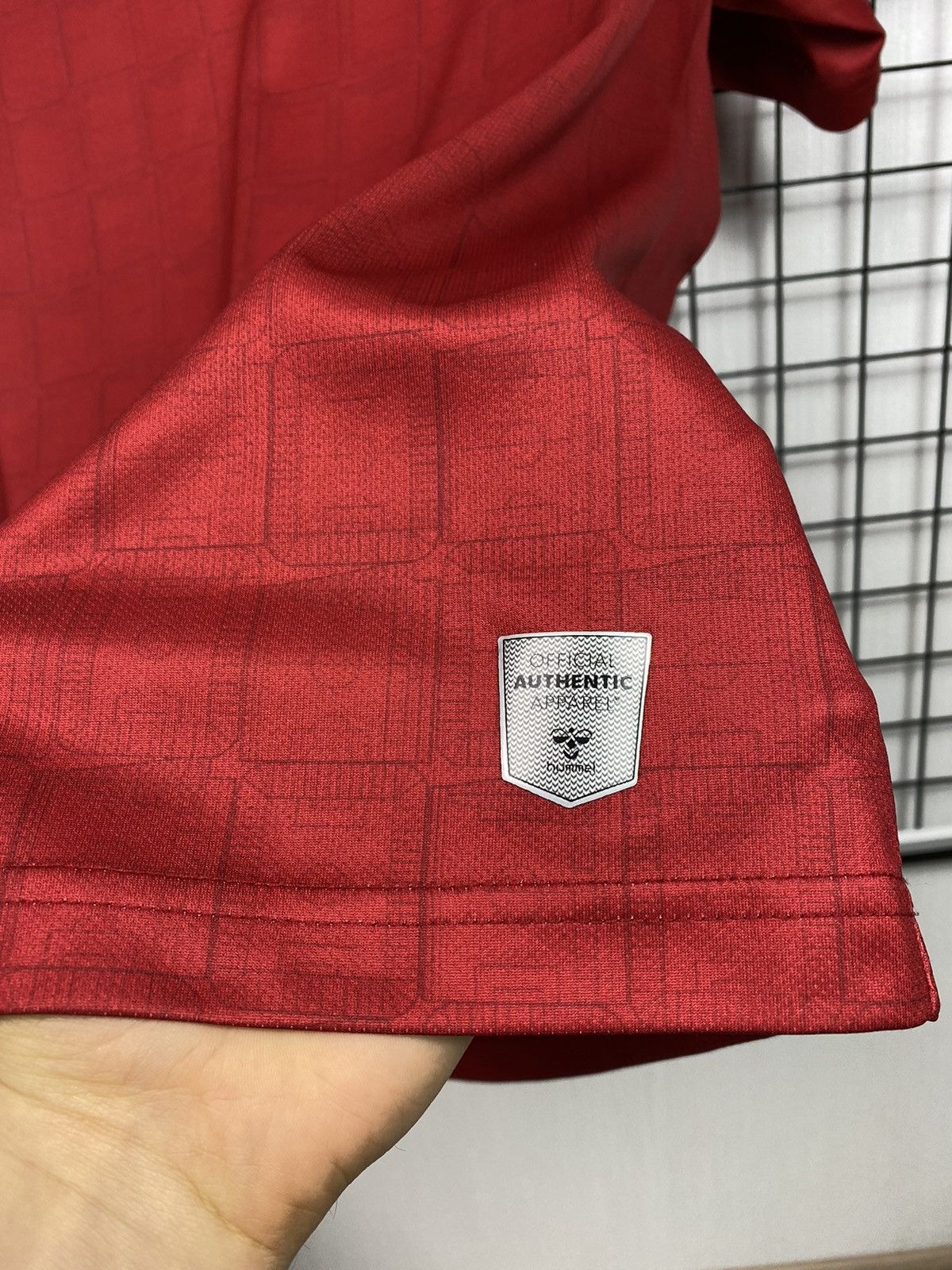 Other Southampton FC soccer jersey 2021 2022 hummel football S kit Size US S / EU 44-46 / 1 - 6 Thumbnail