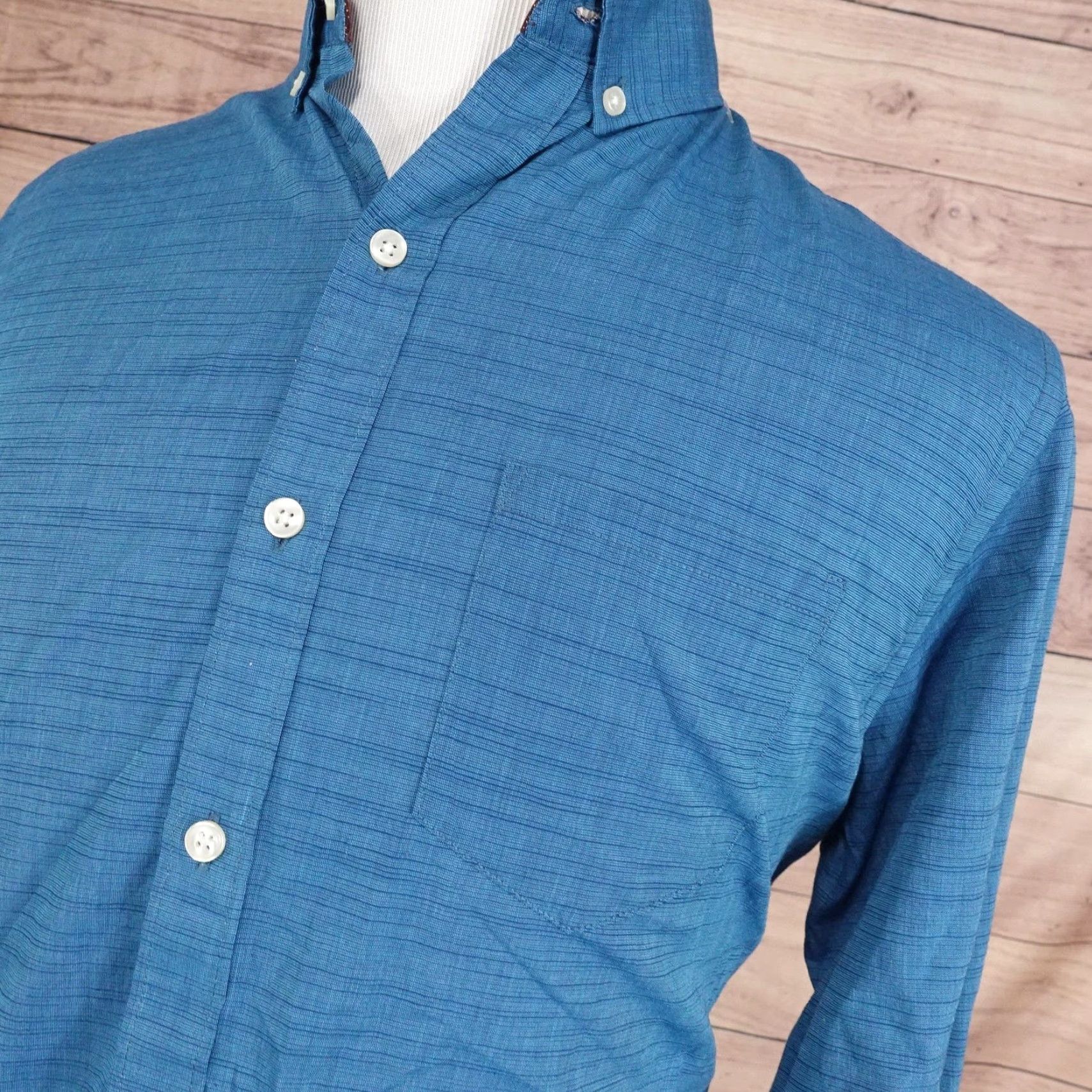 Van Heusen VAN HEUSEN Shirt Mens M Blue Never Tuck Long Sleeve Button Down Classic Fit Size US M / EU 48-50 / 2 - 2 Thumbnail