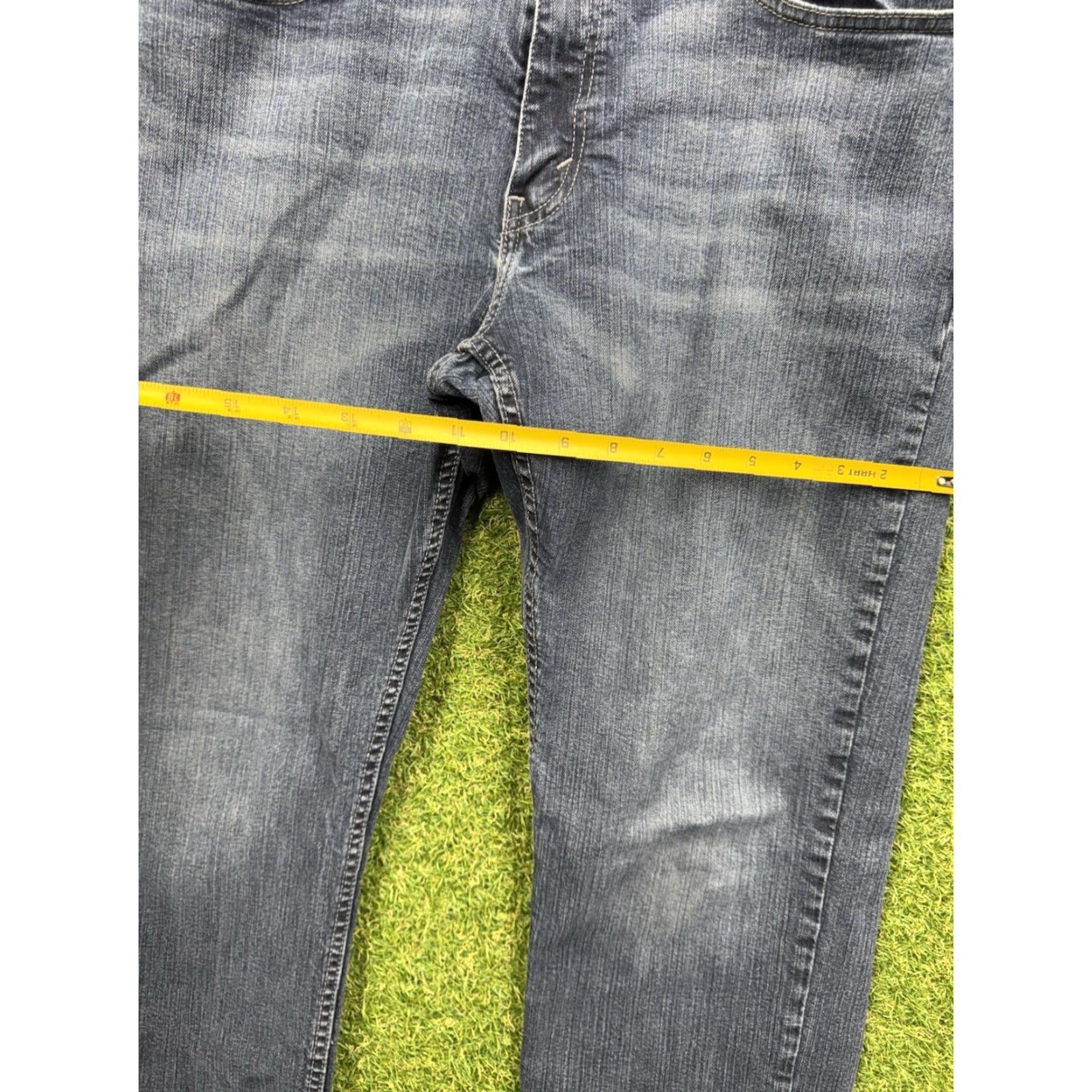 Levi's Levis 559 Jeans Mens 33x32 Blue Dark Wash Relaxed Straight Fit Distressed Work Size US 33 - 7 Thumbnail