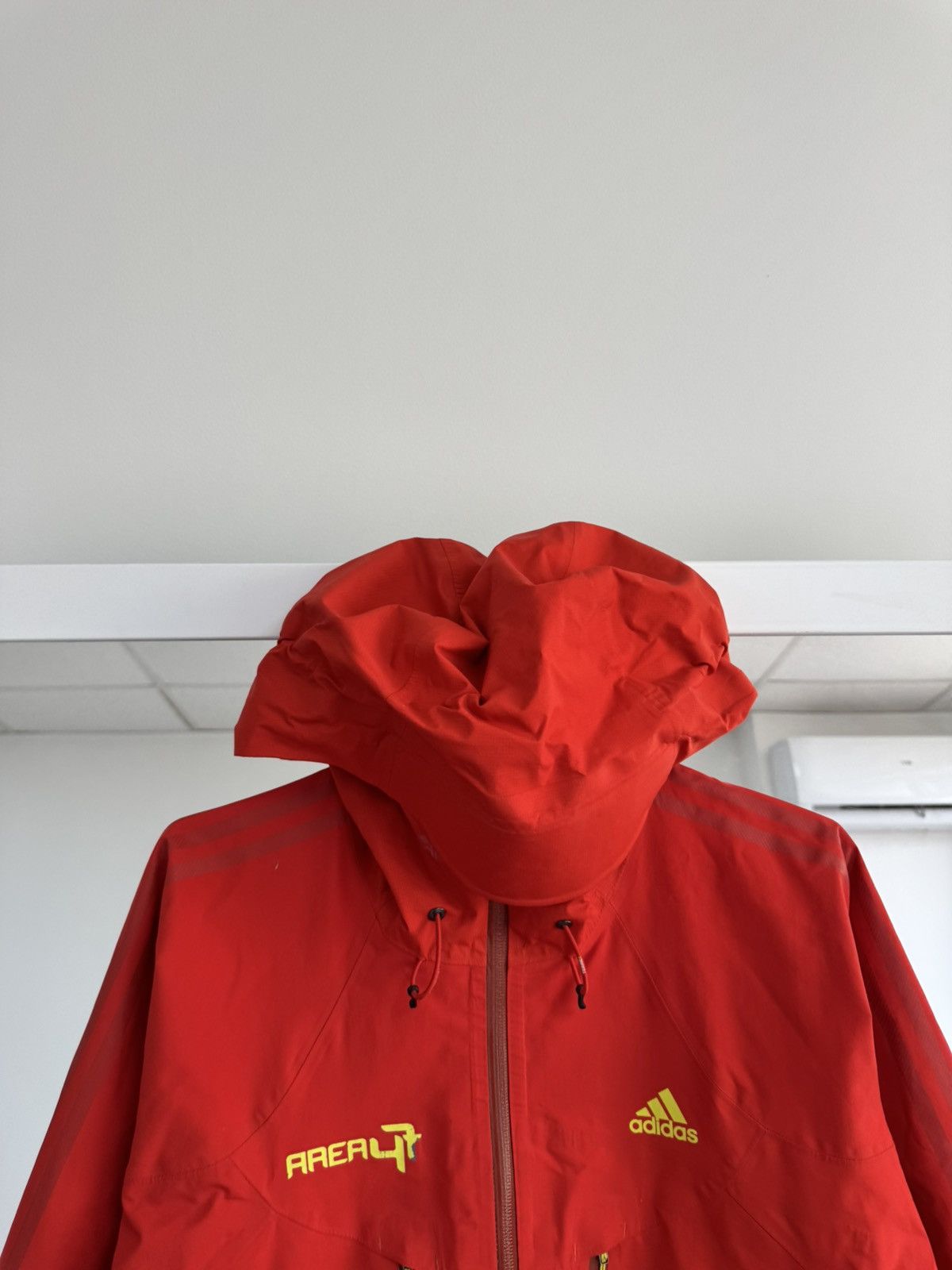 Adidas Vintage Adidas Terrex Gore tex Jacket Outdoor Travel Mens XL Size US XL / EU 56 / 4 - 4 Thumbnail