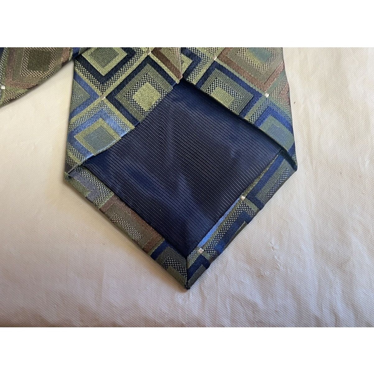 Joseph Abboud Joe Joseph Abboud Geometric Patterned Silk Necktie Size ONE SIZE - 10 Thumbnail