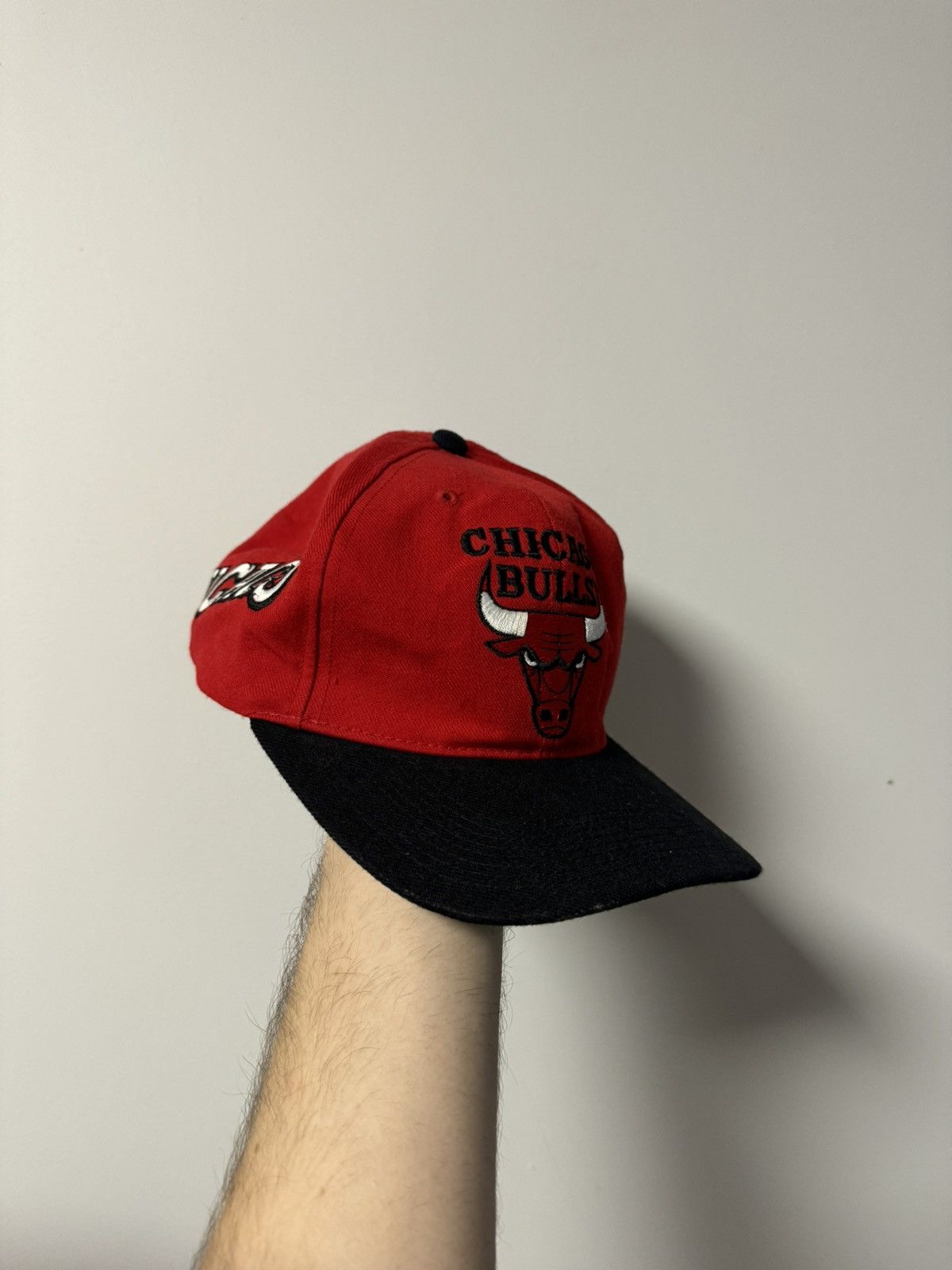 NBA × Vintage RARE Vintage 90s Chicago Bulls Specialties Side Wave Hat Size ONE SIZE - 1 Thumbnail