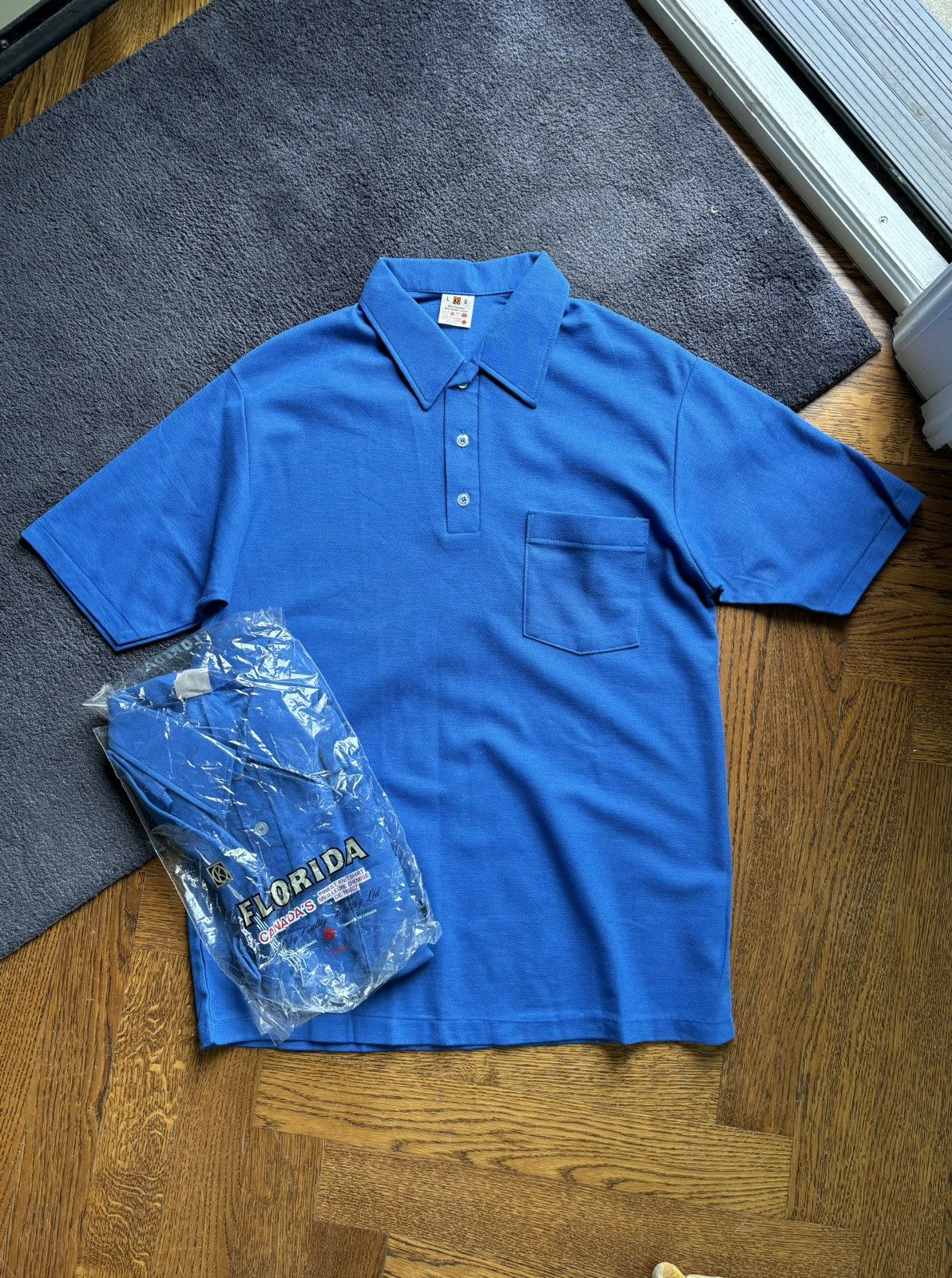 Vintage 1980s Vintage Polo Shirt 80s 90s Deadstock Blank Tee Blue Size US L / EU 52-54 / 3 - 1 Thumbnail