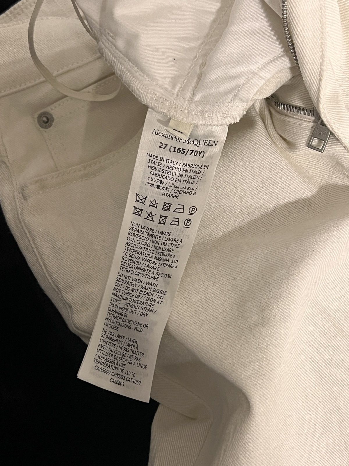 Alexander McQueen Alexander McQueen high-waisted flared jeans Size US 27 - 7 Thumbnail