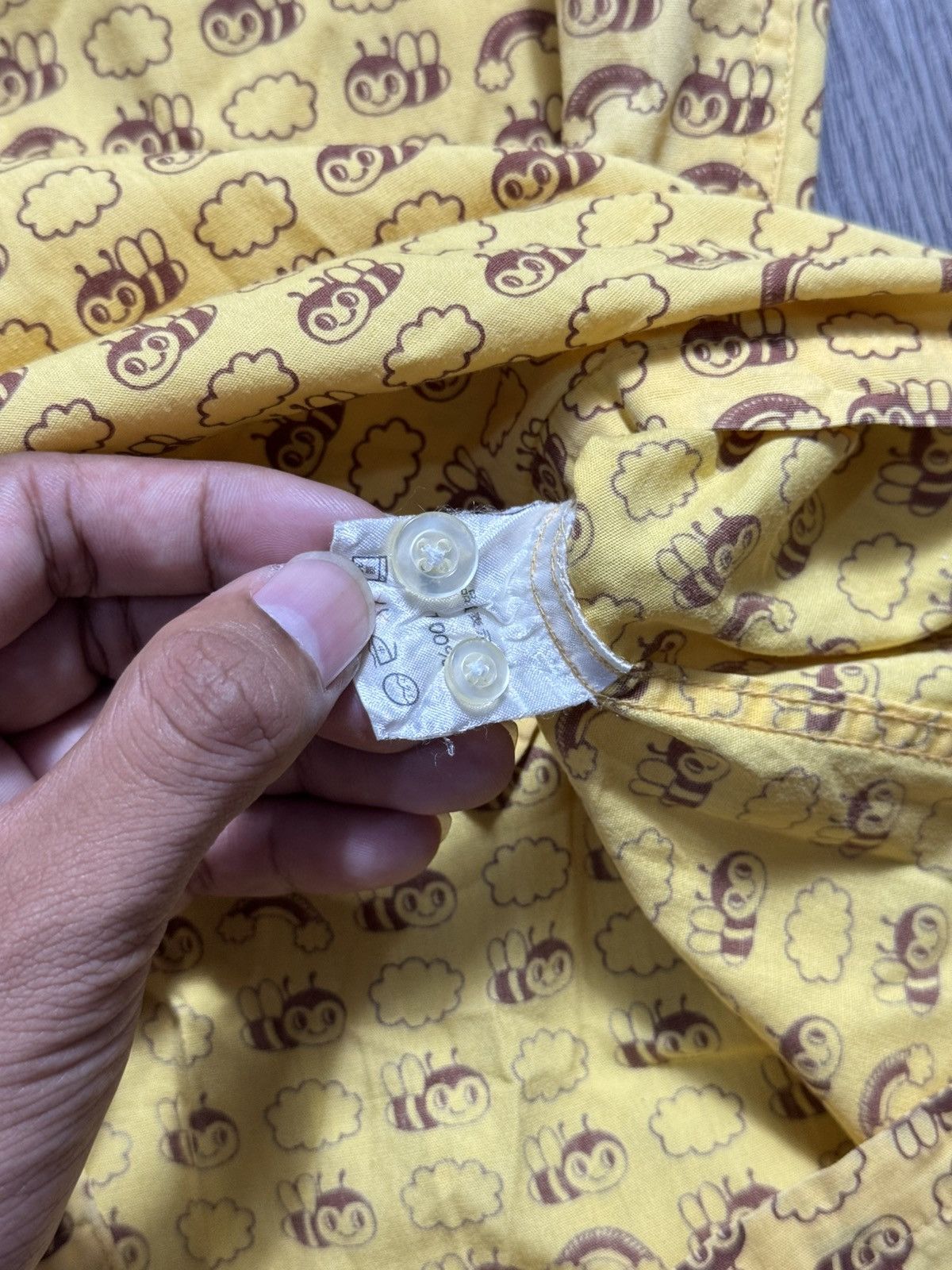Japanese Brand Beams Boy Japan Print Bee Shirt Button Size US M / EU 48-50 / 2 - 9 Thumbnail