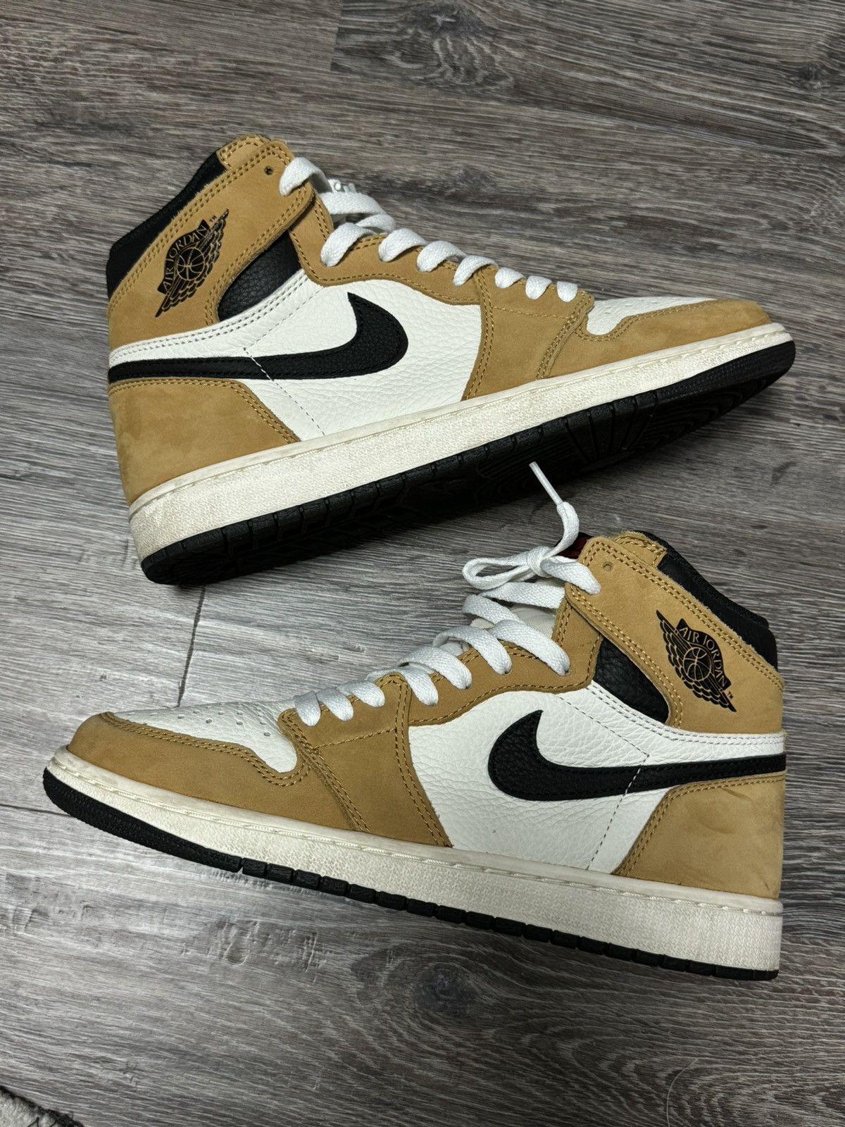 Jordan Brand Air jordan 1 retro high Rookie of the year Size US 8.5 / EU 41-42 - 4 Thumbnail