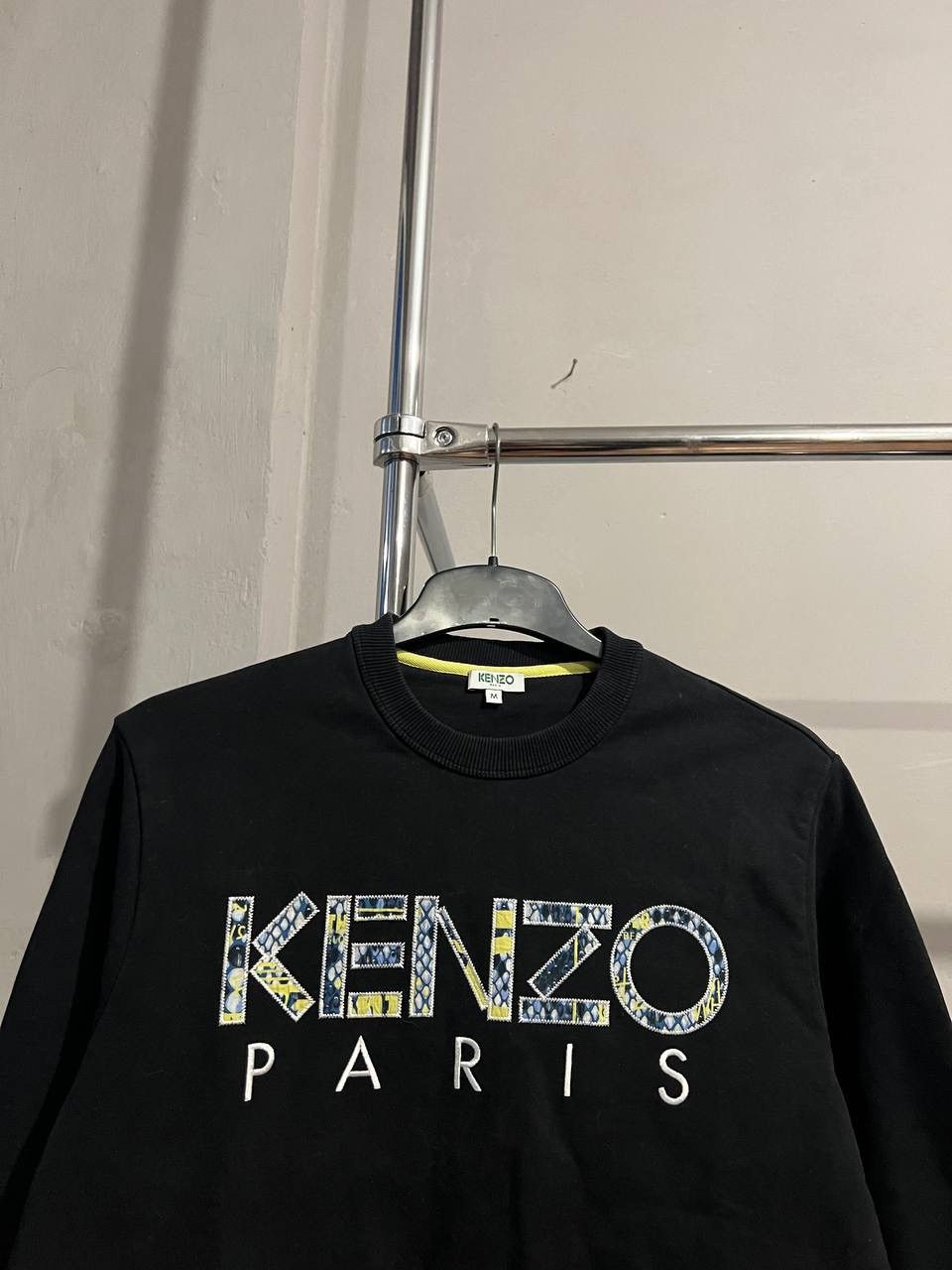 Kenzo KENZO PARIS BIG EMBROIDER LOGO DESIGN MENS SWEATSHIRT JUMPER Size US M / EU 48-50 / 2 - 4 Thumbnail