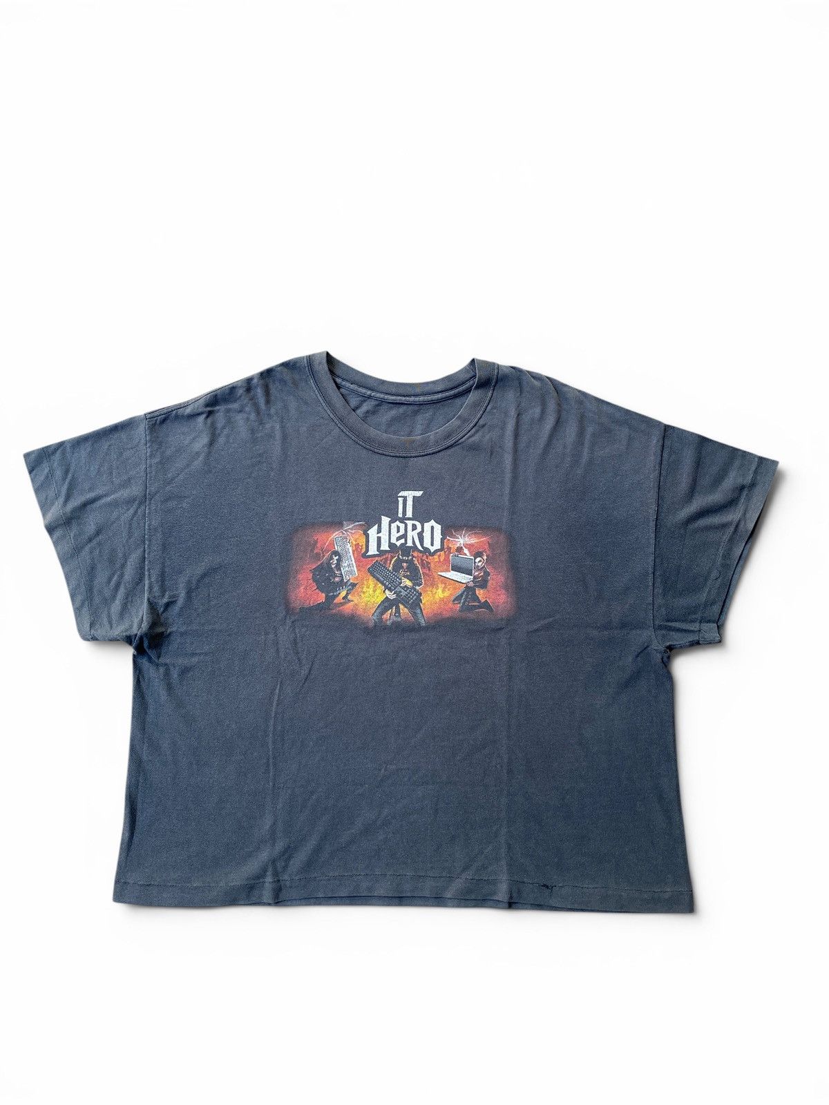 Vintage IT Hero Parody Guitar Hero Graphic Tee Black XL 2008 Boxy Size US XL / EU 56 / 4 - 1 Thumbnail