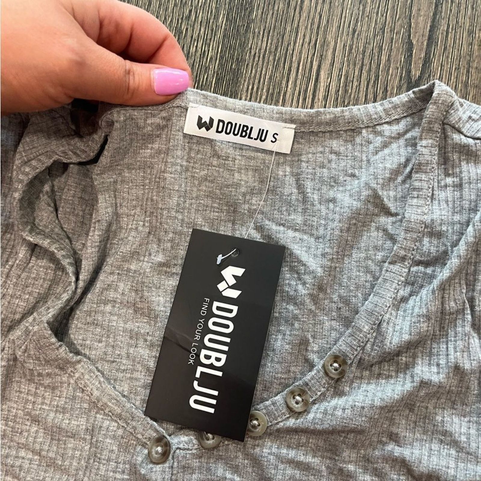 Vintage NWT Doubleju Light Gray Long Sleeve Ribbed Henley Top Size S Size S / US 4 / IT 40 - 3 Thumbnail