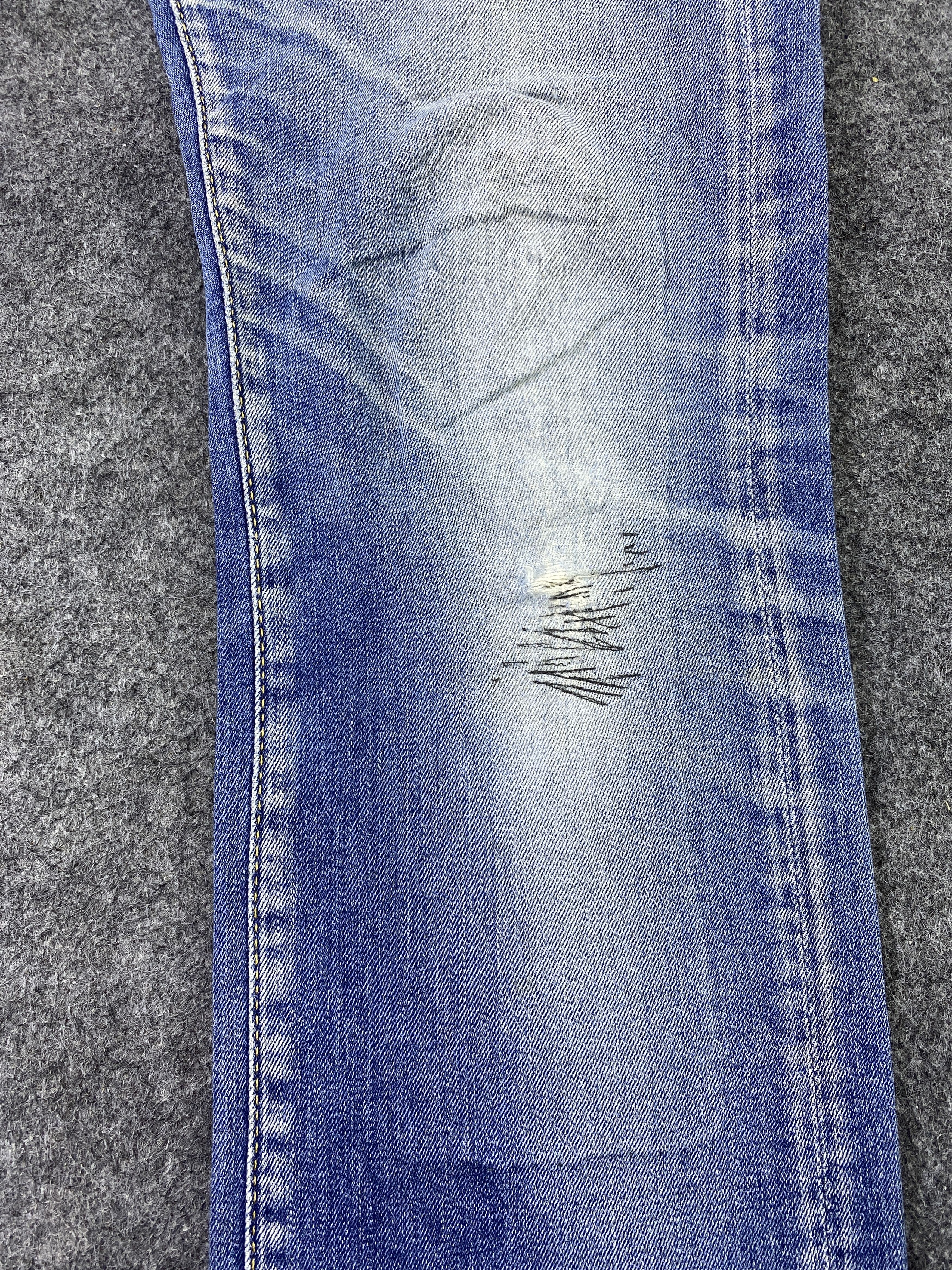 Jean Vintage Replay Distressed Blue Wash Denim- J1128 Size US 31 - 8 Thumbnail