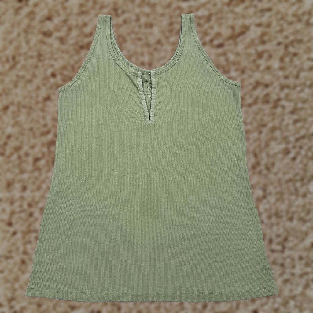 Torrid Torrid Green Tank Top Women's Size 2 Casual Pullover Rib Knit Stretch Super Soft Size XS / US 0-2 / IT 36-38 - 1 Thumbnail