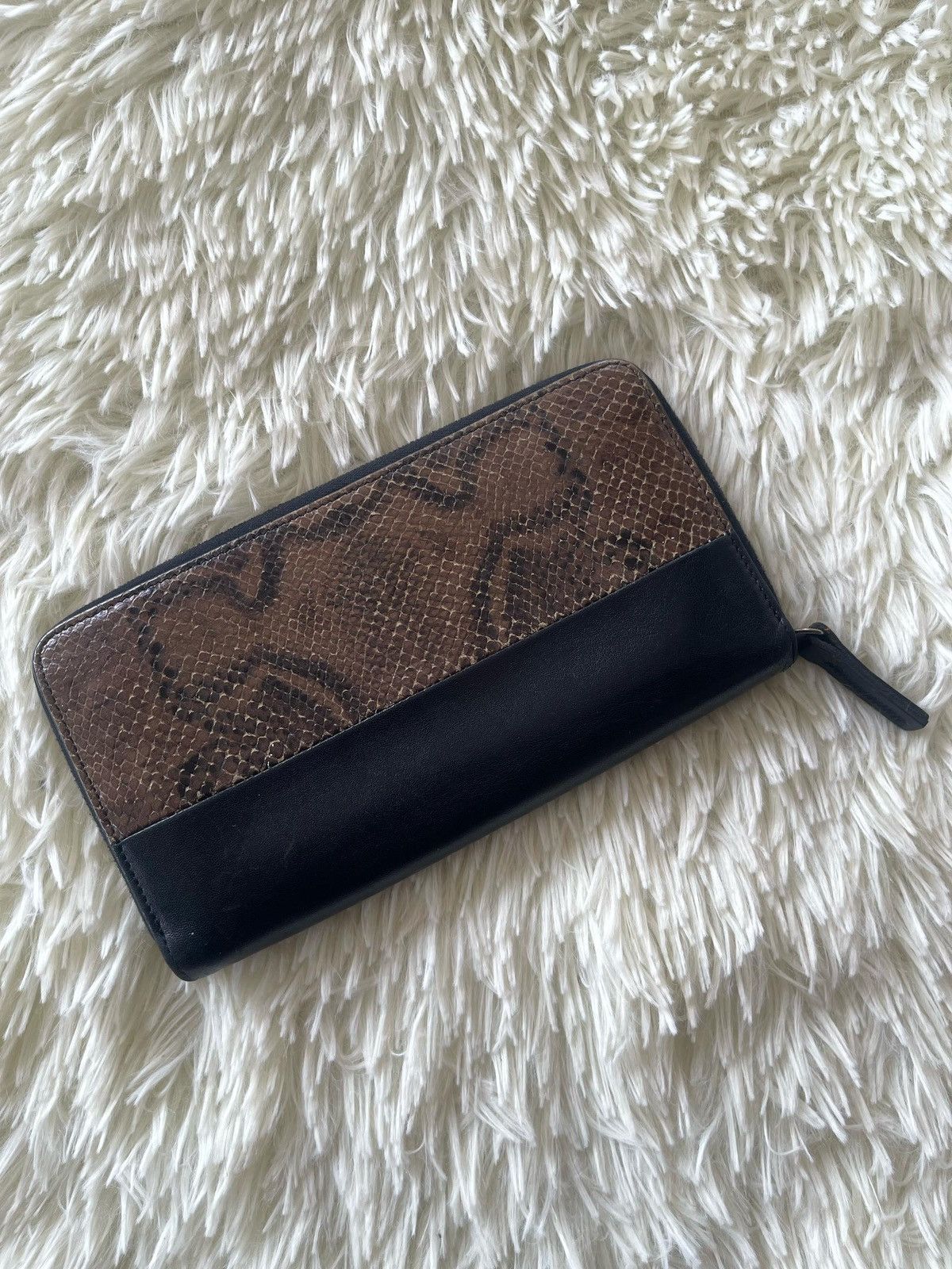 Celine × Designer × Vintage Celine Python Lambskin Zip Around Multifunction Wallet Size ONE SIZE - 4 Thumbnail