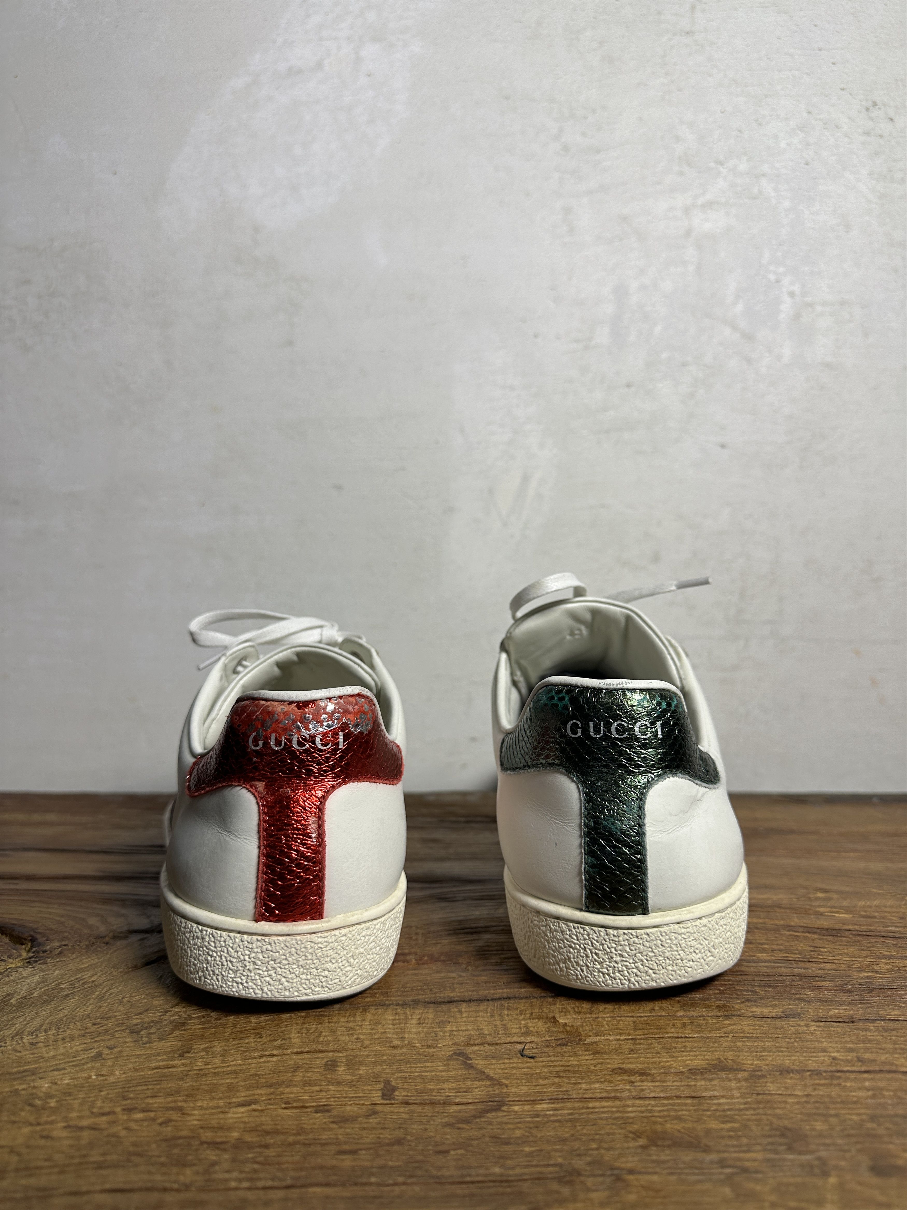Gucci Gucci Ace Embroidered Bees Leather Sneaker White Navy Size US 10 / EU 43 - 4 Thumbnail