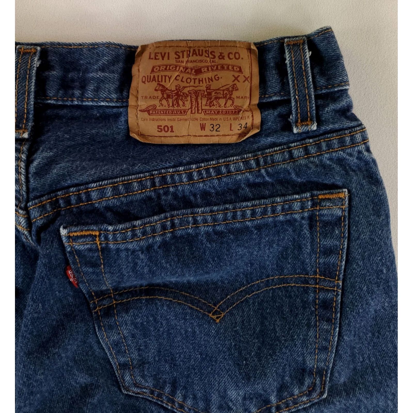 Levi's VINTAGE Levi's 501 Jeans Blue Mens 30 Inseam 33 Straight 90s Straight Jeans 90s Mens Blue 32x34 30x33 Actual Size US 30 / EU 46 - 2 Thumbnail