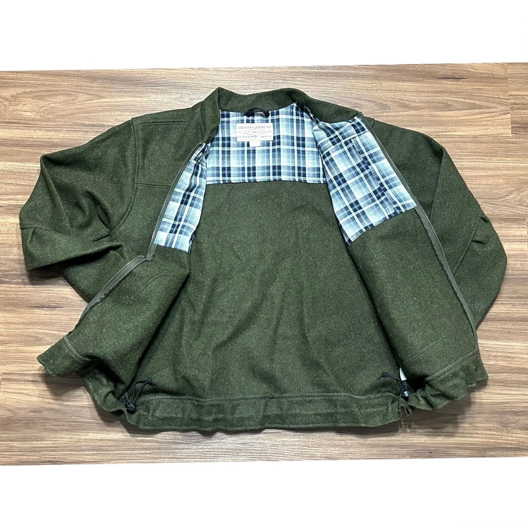 Filson VINTAGE Filson Wool Mackinaw Bomber Jacket Green USB Assembled USA Sz L Jacket Size US L / EU 52-54 / 3 - 6 Thumbnail