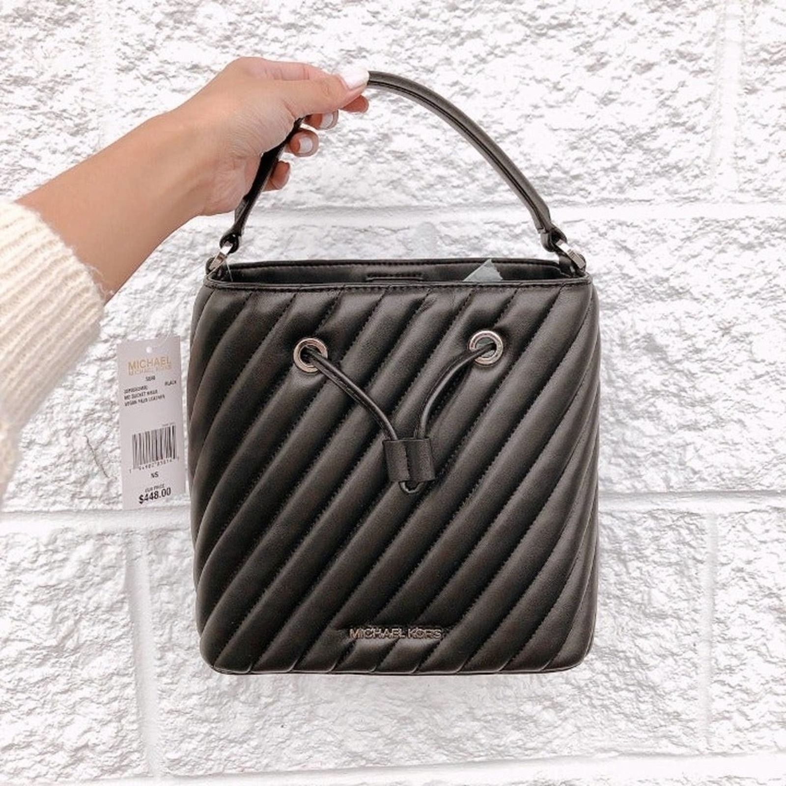 Michael Kors 35F0SU2M8U Suri Medium Quilted Bucket Bag Black