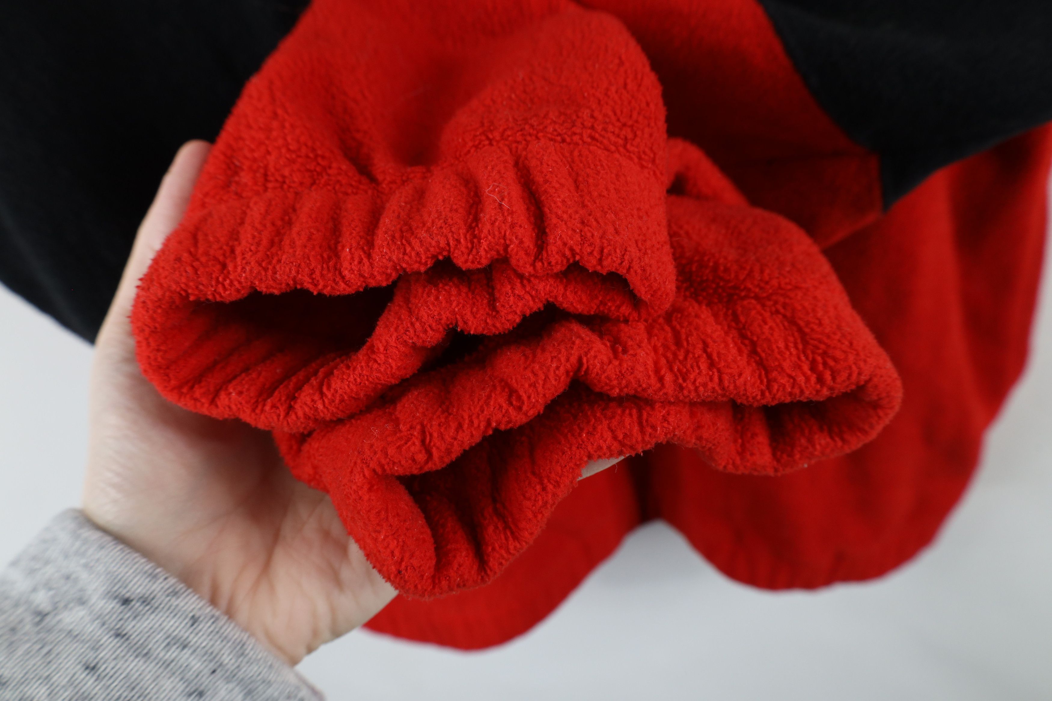 Vintage Vintage 90s Wings Hockey Half Zip Fleece Pullover Sweater Size US L / EU 52-54 / 3 - 6 Thumbnail