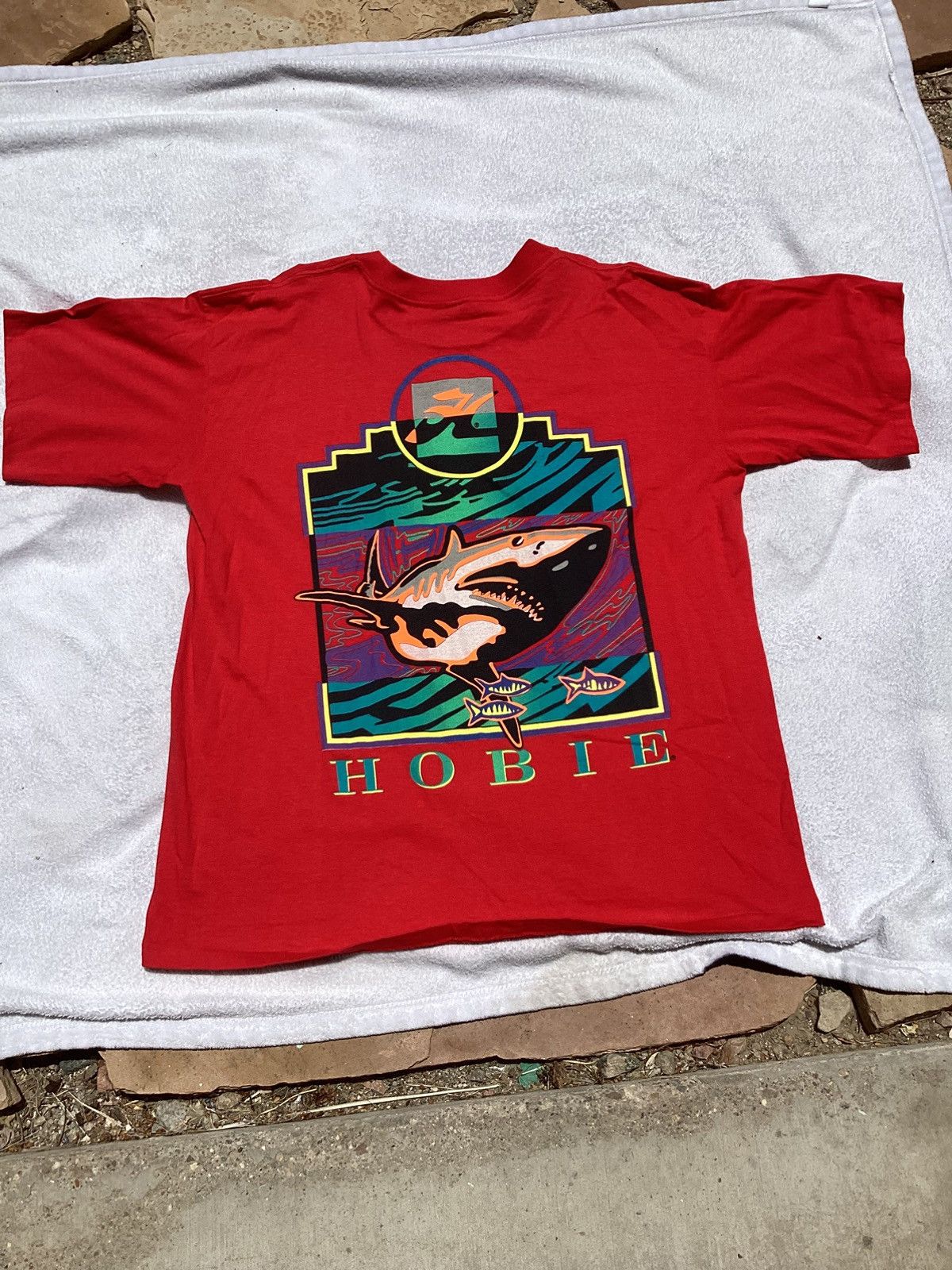 Vintage Vintage 1990 Hobbie water sport single stitch, red T-shirt Size US XL / EU 56 / 4 - 1 Thumbnail