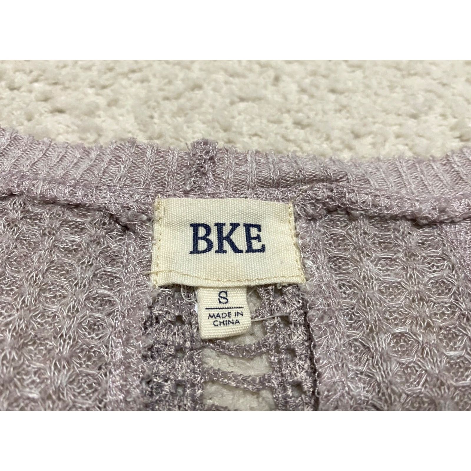 BKE BKE Womens Small Sweater Top Scoop Neck Long Sleeve Knit Rayon Light Pink Blouse Knit Lightweight Basic Classic Casual Shirt Mens? Size S / US 4 / IT 40 - 4 Thumbnail