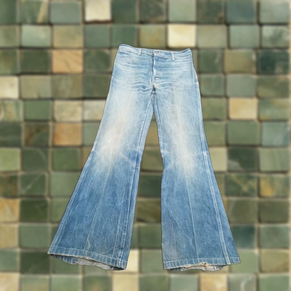 Vintage VINTAGE SASSON Distressed Bell Bottoms Jeans 31x32.5 Boys? Wait—Gender not specified. Size US 31 - 1 Thumbnail