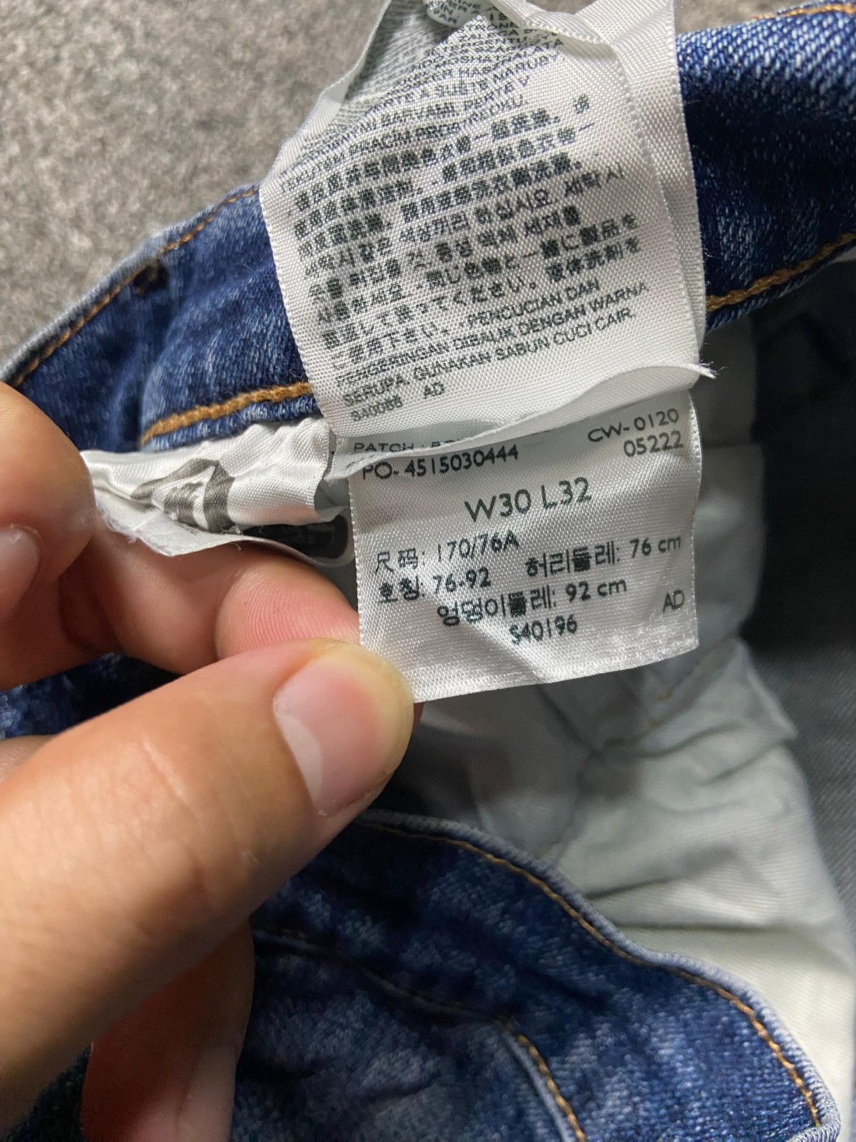 Levi's Levis Strauss Co. 502 Distressed Jeans (158) Size US 31 - 7 Thumbnail