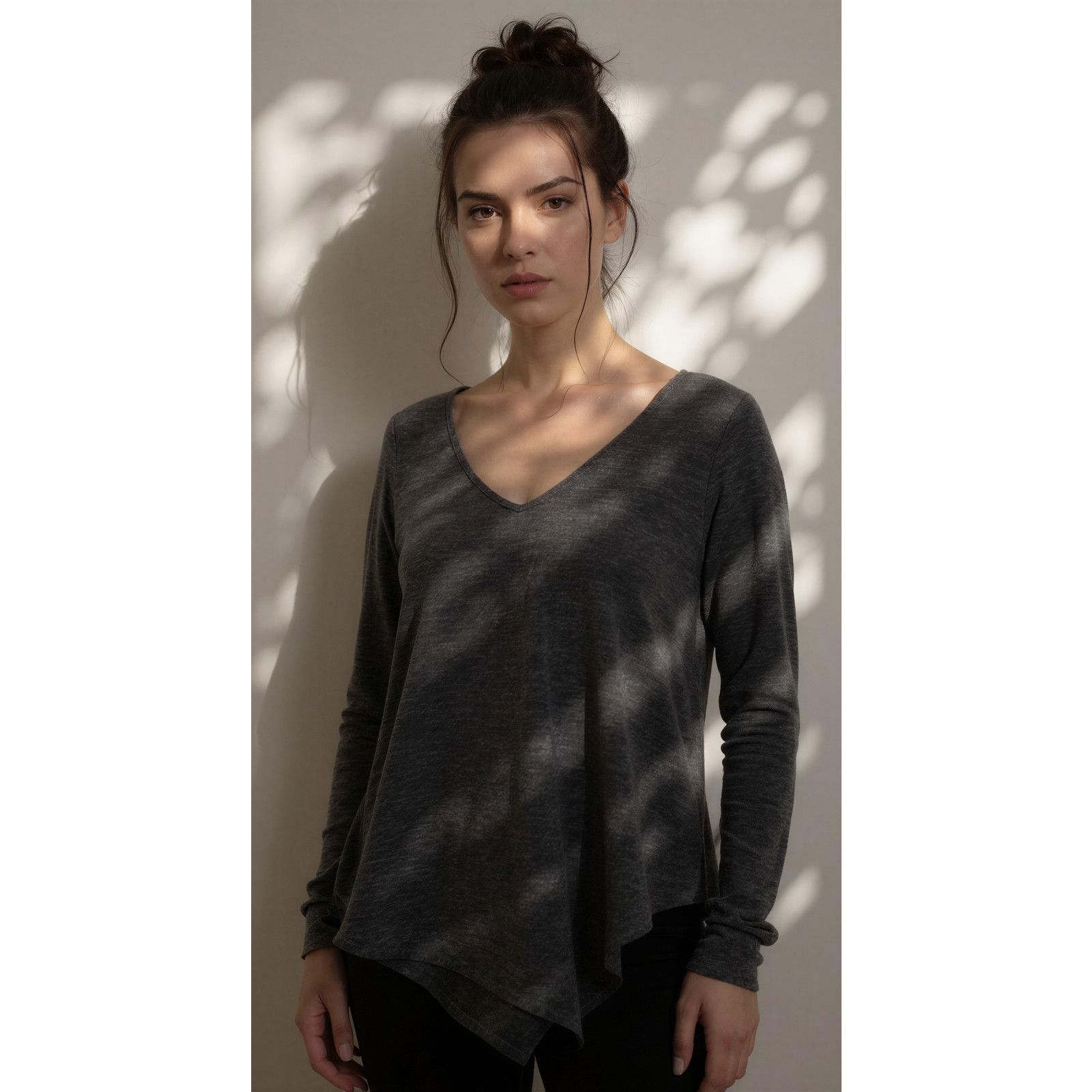 White House Black Market White House Black Market Tunic Top Heather Gray V-Neck Long Size XS / US 0-2 / IT 36-38 - 1 Thumbnail