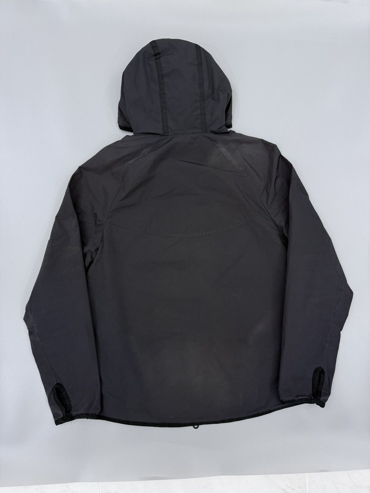 Nike 2015 NIKE INTERNATIONAL Windrunner Multipockets Jacket Size US L / EU 52-54 / 3 - 14 Thumbnail
