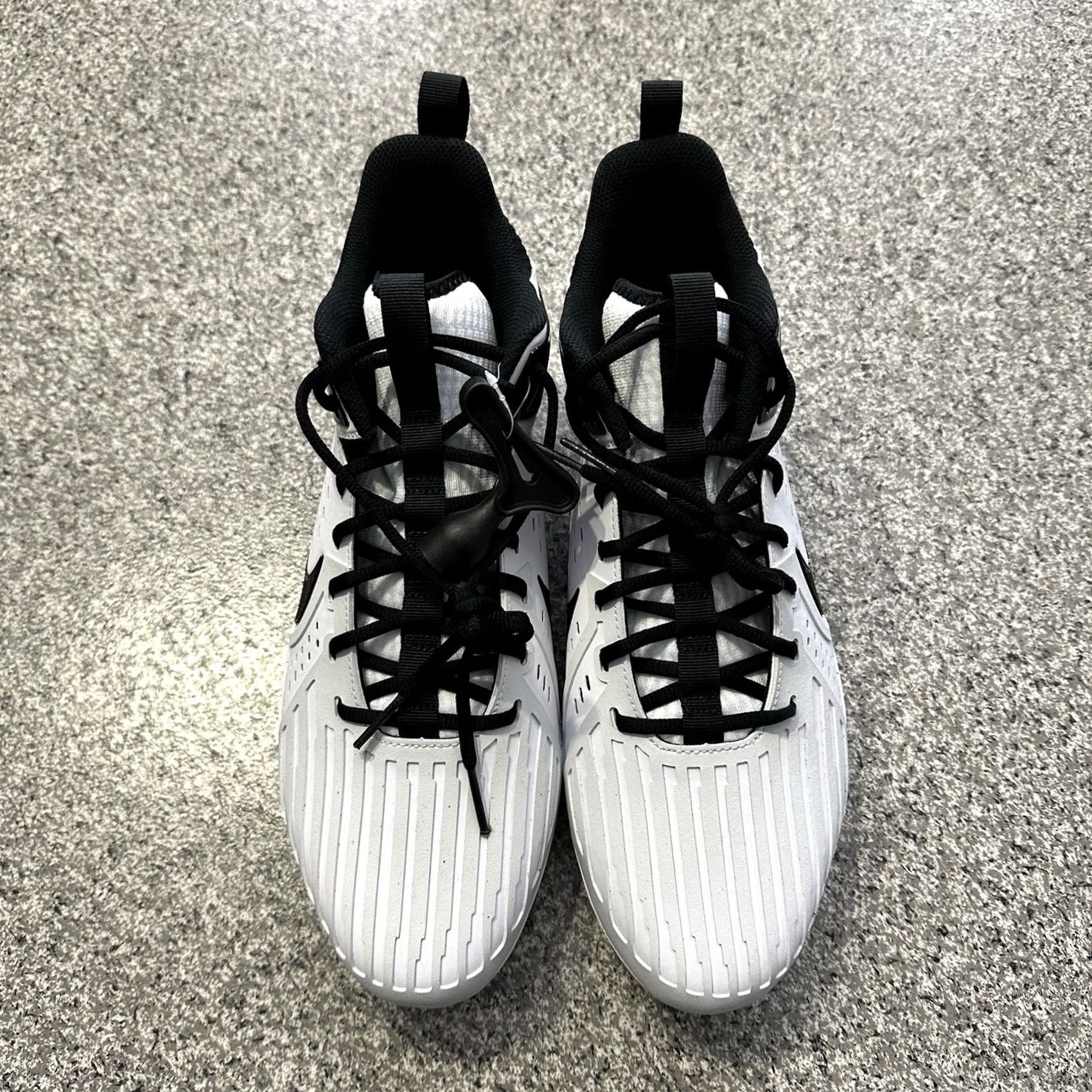 Nike Nike Force Savage Pro 3 Football Cleats Mens 13.5 White FJ8149-100 Detachable Nike Force Savage Pro 3 Football Cleats Mens 13.5 White Detachable Size US 14 / EU 47 - 2 Thumbnail