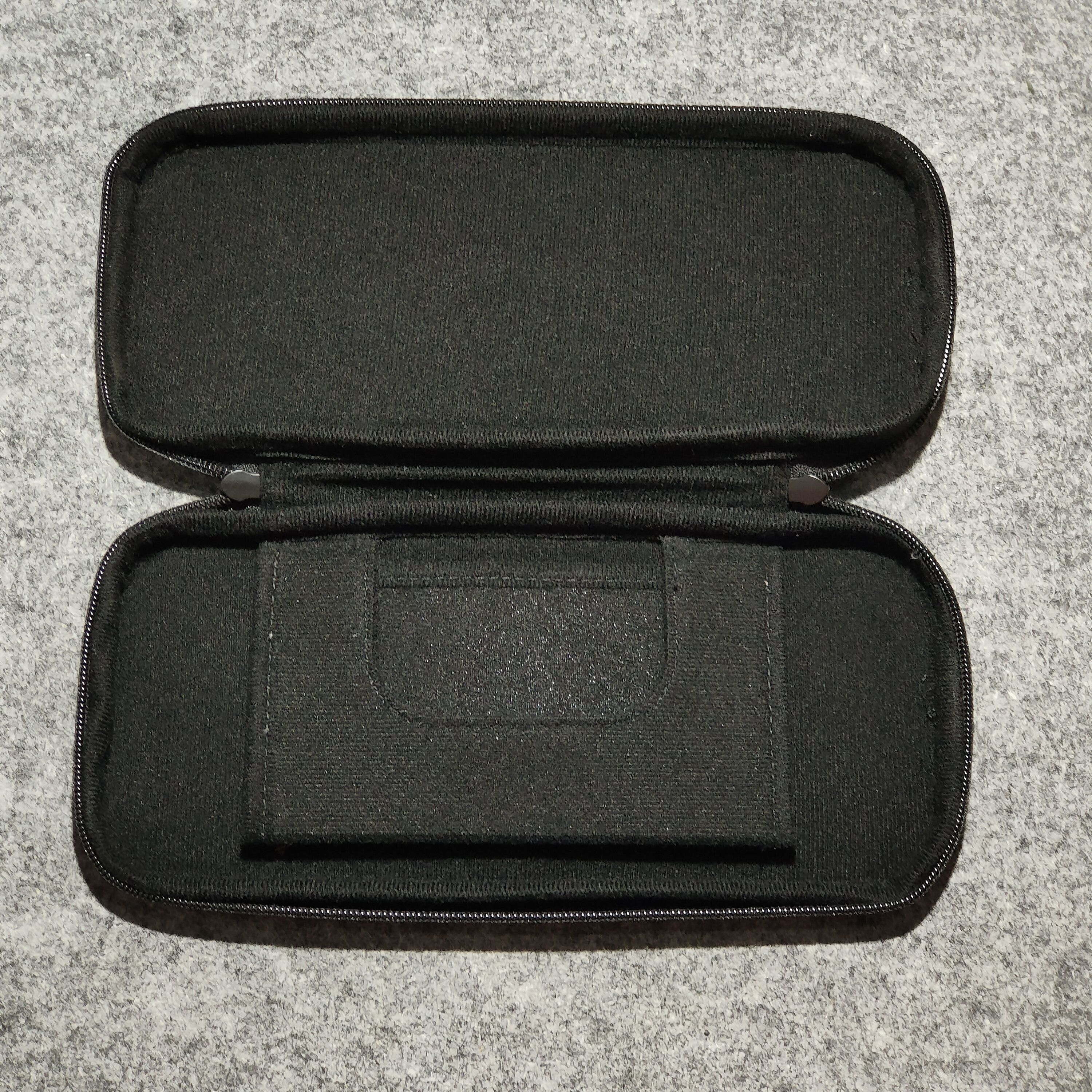 Nintendo Nintendo Switch Carrying Case - The Legend of Zelda Size ONE SIZE - 4 Thumbnail