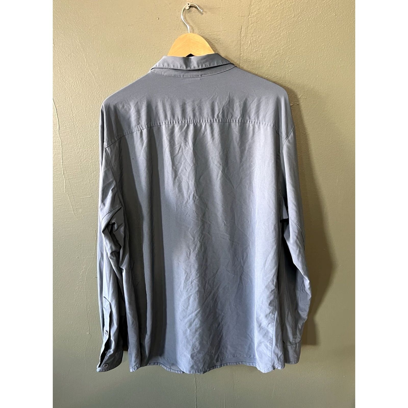 Vintage Columbia Mens Blue Long Sleeve Outdoor Hiking Button-Up Single Pocket sz 2XL Size US XXL / EU 58 / 5 - 2 Thumbnail