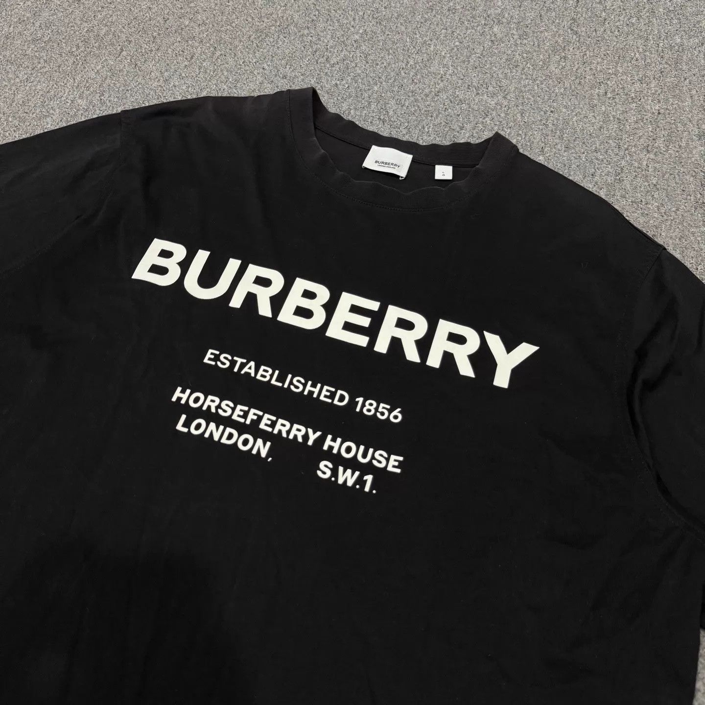 Burberry Burberry Black Chest Logo SS T-Shirt L 99 New Size L / US 10 / IT 46 - 3 Thumbnail