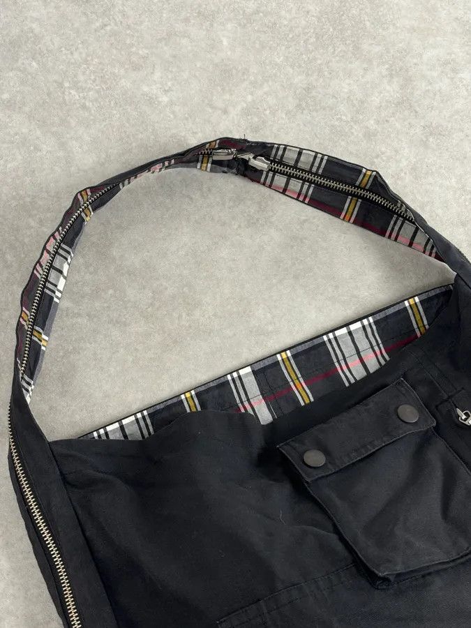 Dries Van Noten Dries Van Noten Black Cargo Utility Shoulder Bag Size ONE SIZE - 9 Thumbnail