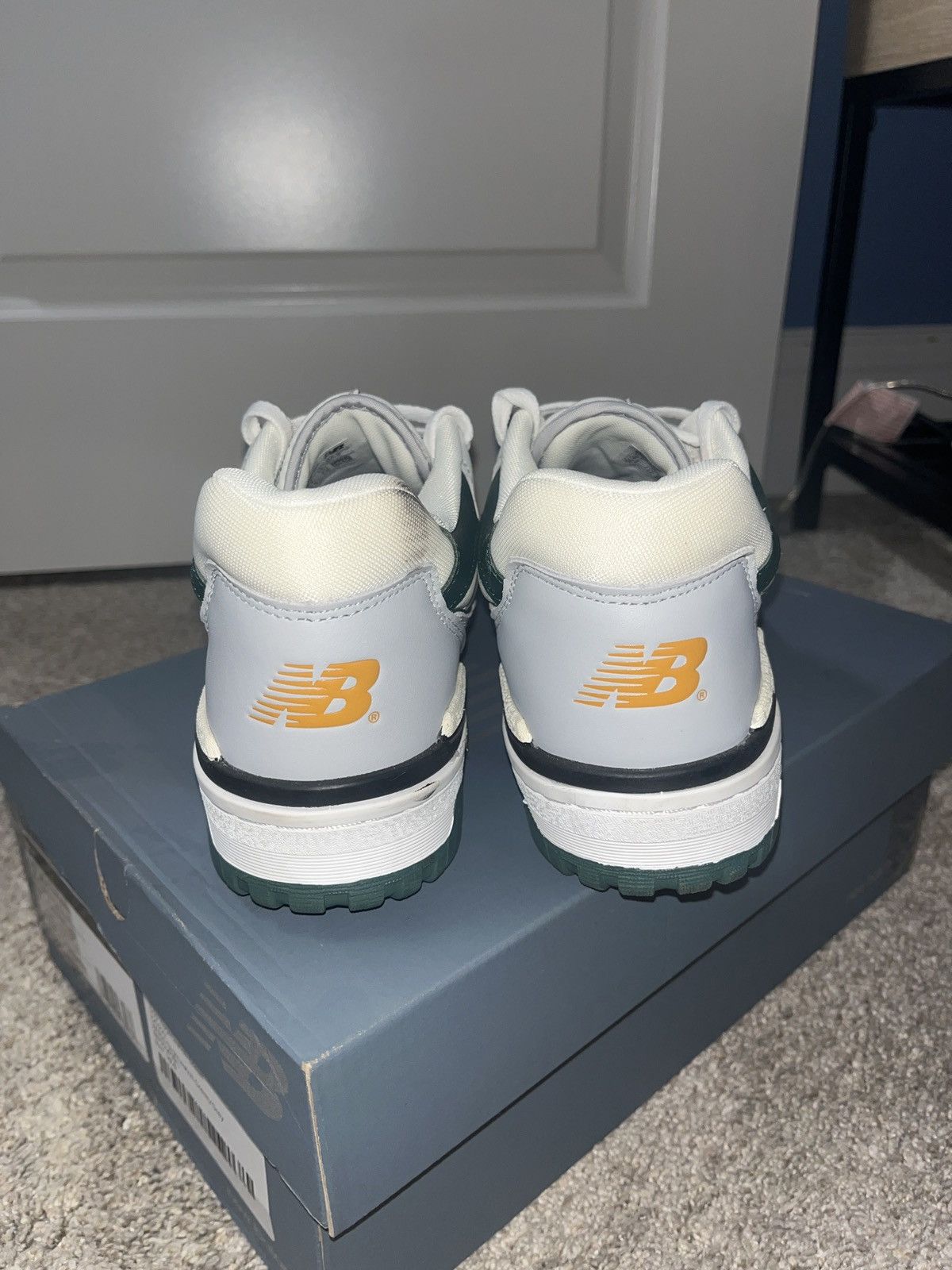New Balance New Balance 550 Nightwatch Green / Gently Used / BB550PWC Size US 10.5 / EU 43-44 - 4 Thumbnail