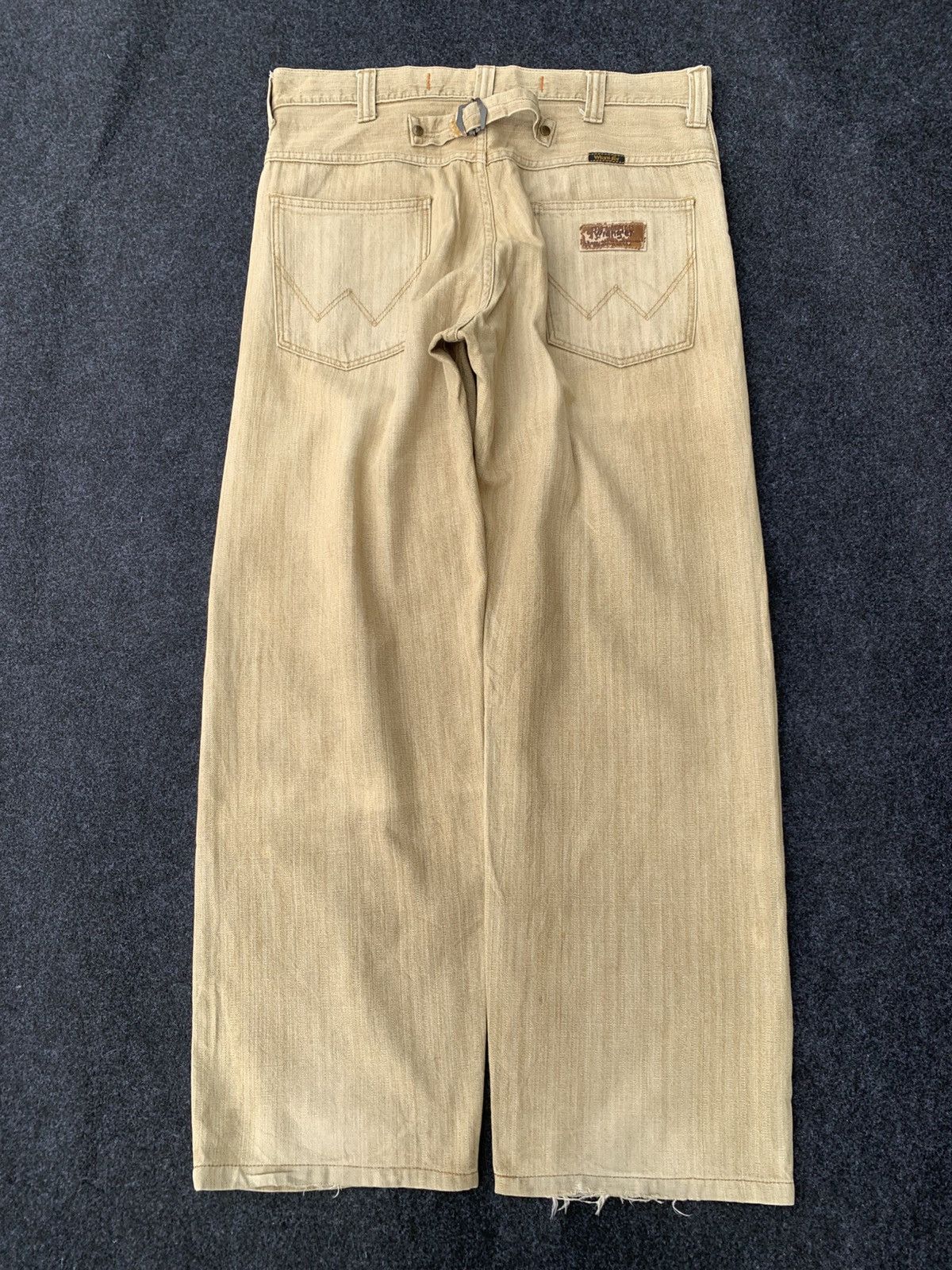Wrangler Vintage Wrangler Buckle Back Straight Wide Denim Jeans. Size US 34 / EU 50 - 2 Thumbnail