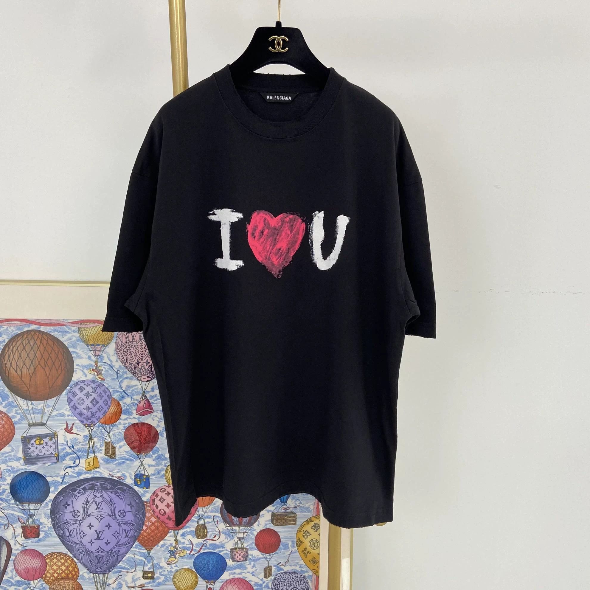Balenciaga Balenciaga Black Heart Logo Print Short Sleeve M Tee Size US M / EU 48-50 / 2 - 1 Thumbnail
