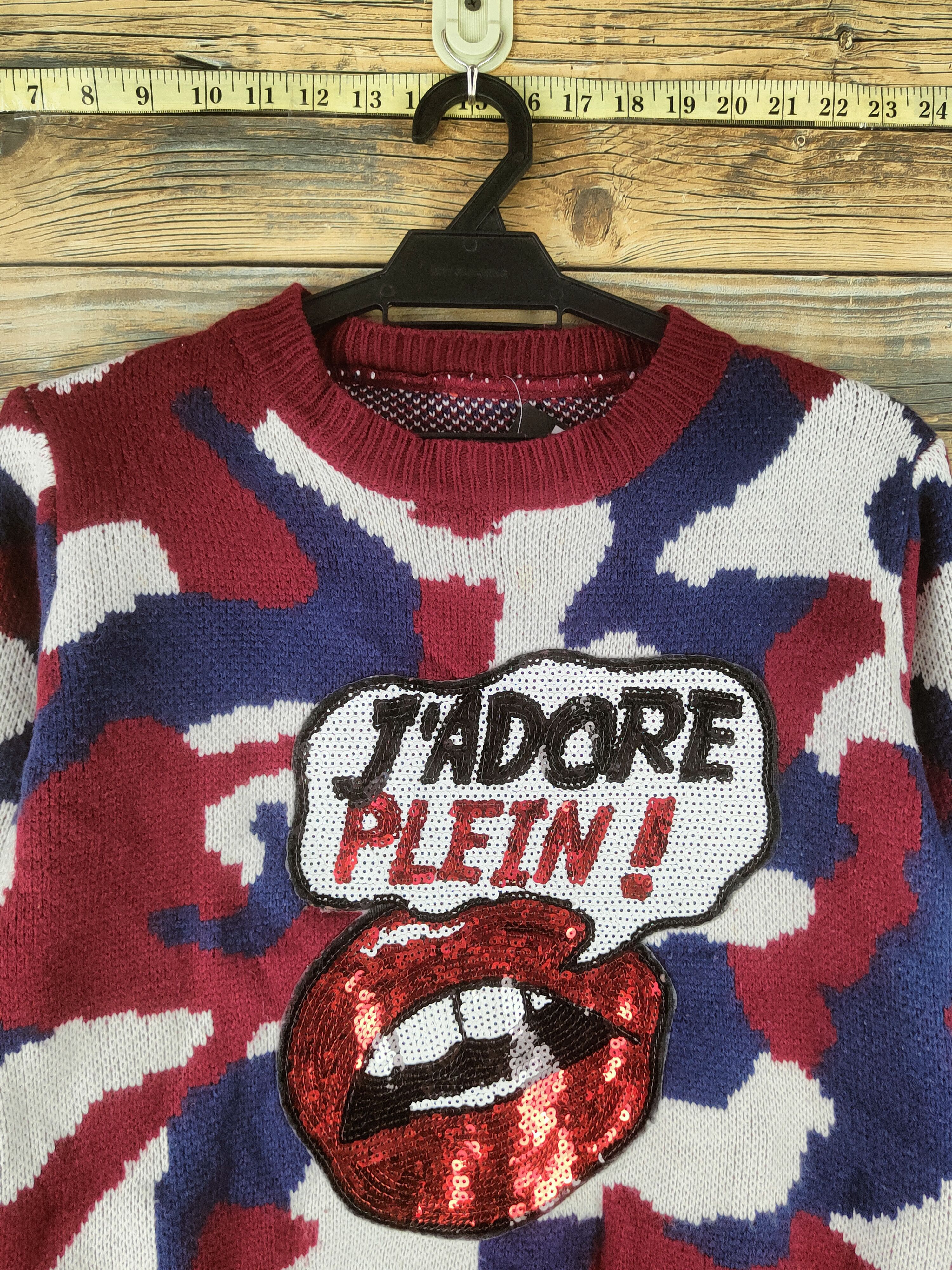 Japanese Brand DL J'adore Plein Maroon White Knitwear Crop Tops# 46-131 Size S / US 4 / IT 40 - 2 Thumbnail