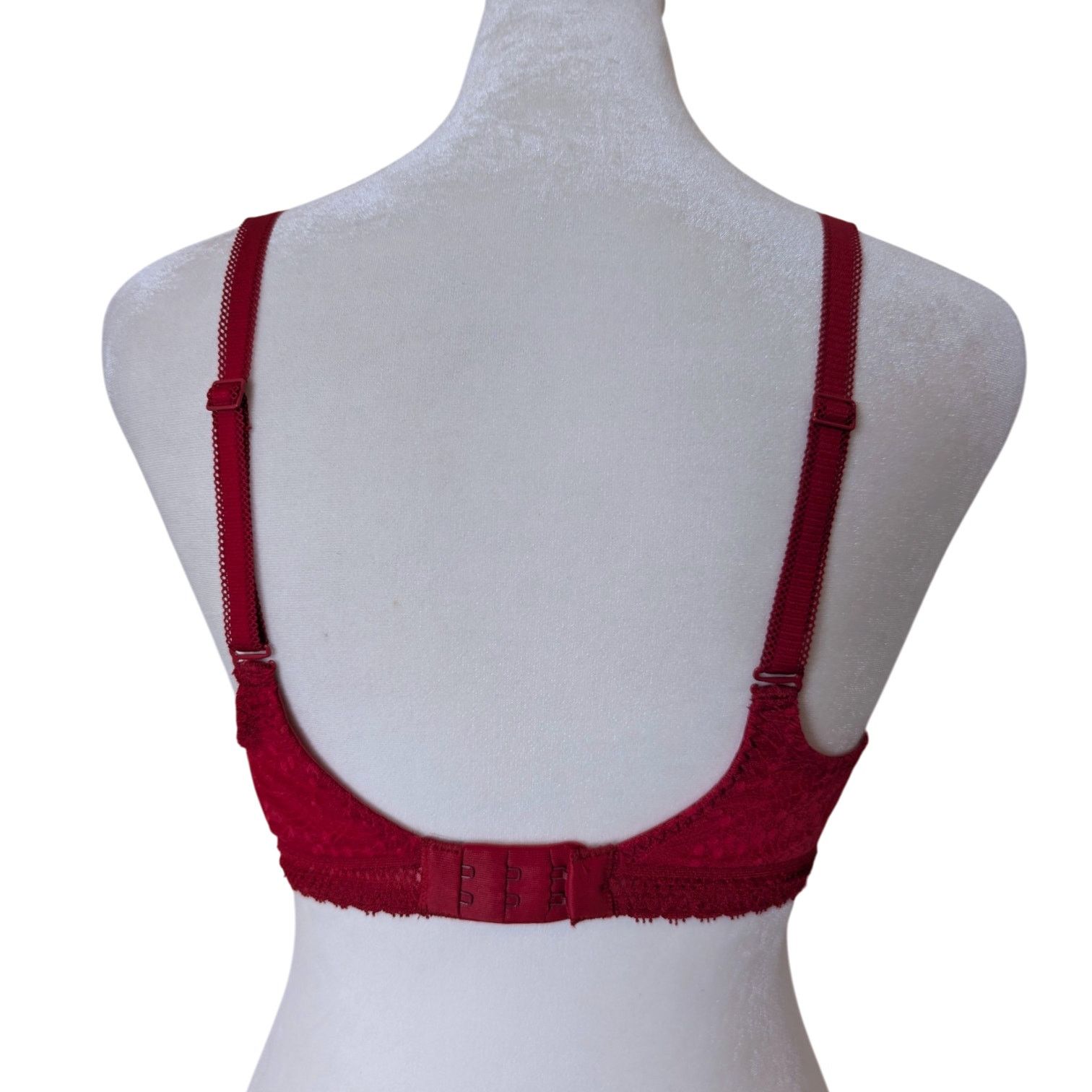 Other Simone Perele Comete 3D Plunge Ruby Red Lace Bra 32C Size ONE SIZE - 7 Thumbnail