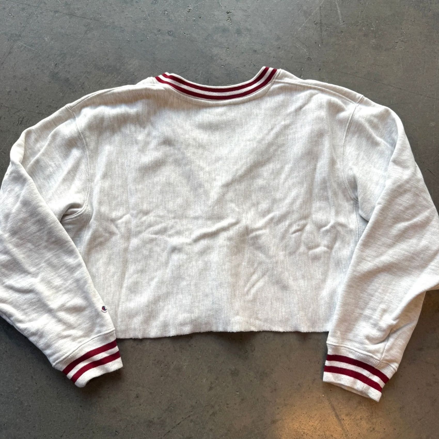 Champion VINTAGE Champion Stanford White Red Graphic Crop Sweatshirt Womens Large Size L / US 10 / IT 46 - 2 Thumbnail